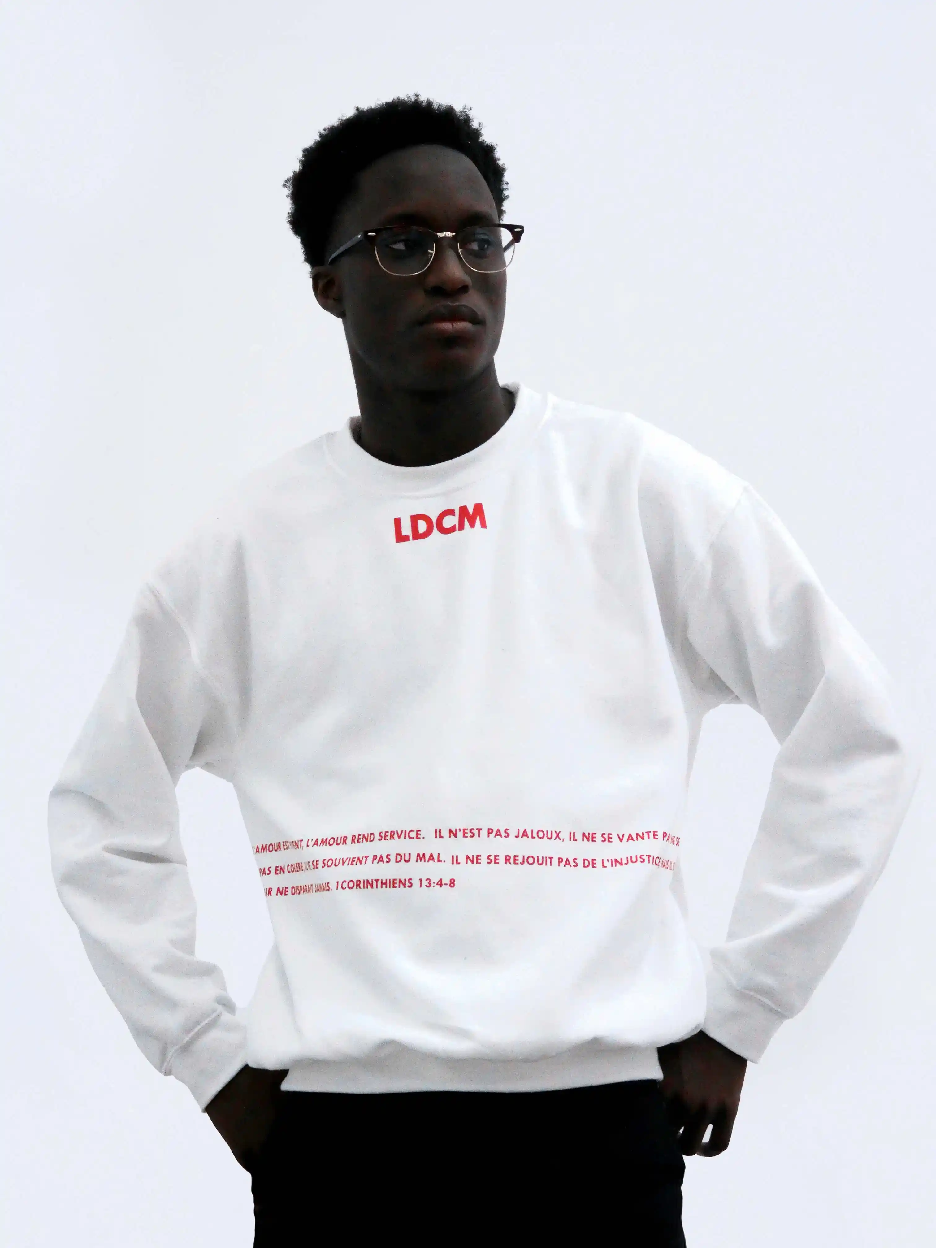 Le sweatshirt Amour blanc unisexe
