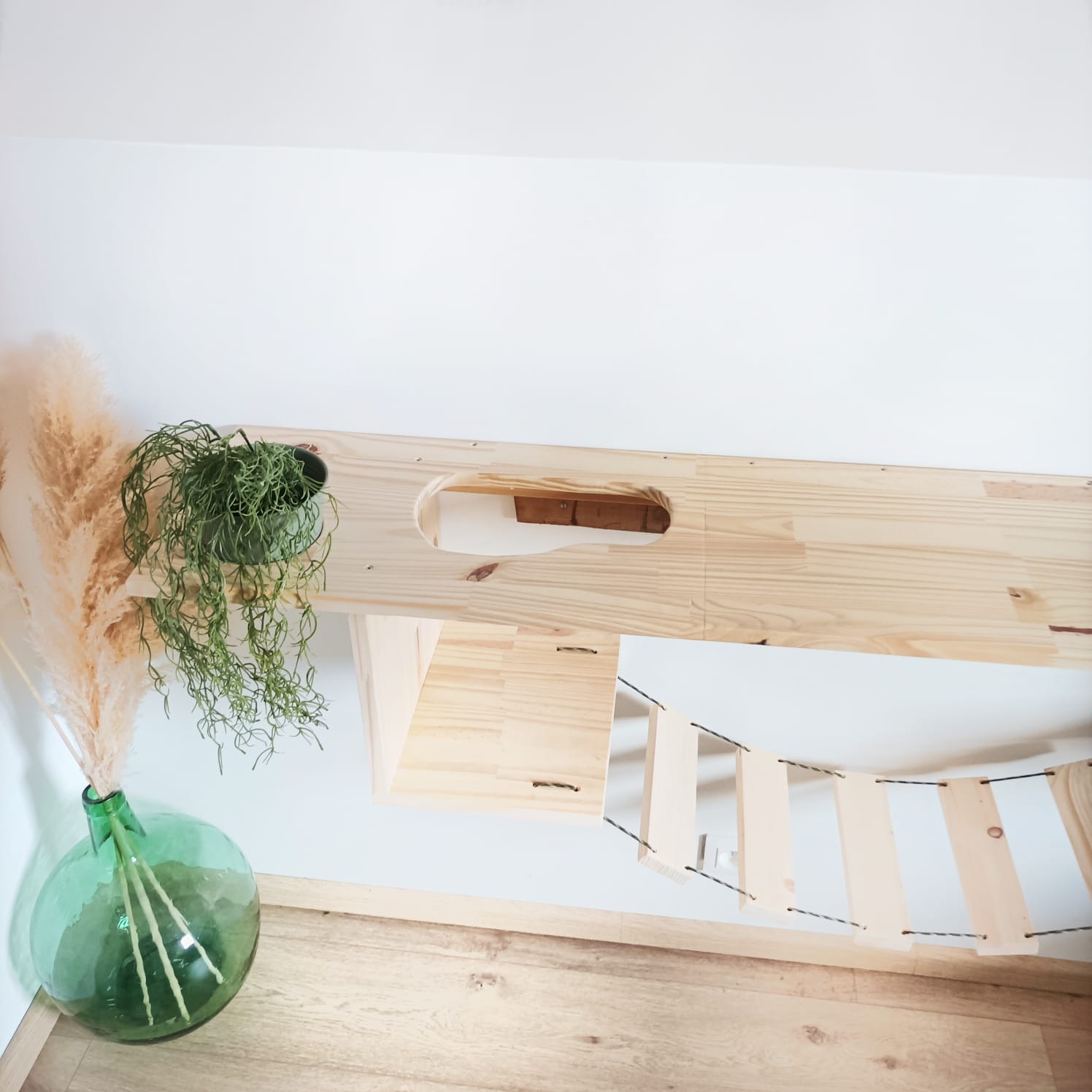 Parcours mural XXL pour chats – Grand pont suspendu & étagère robuste