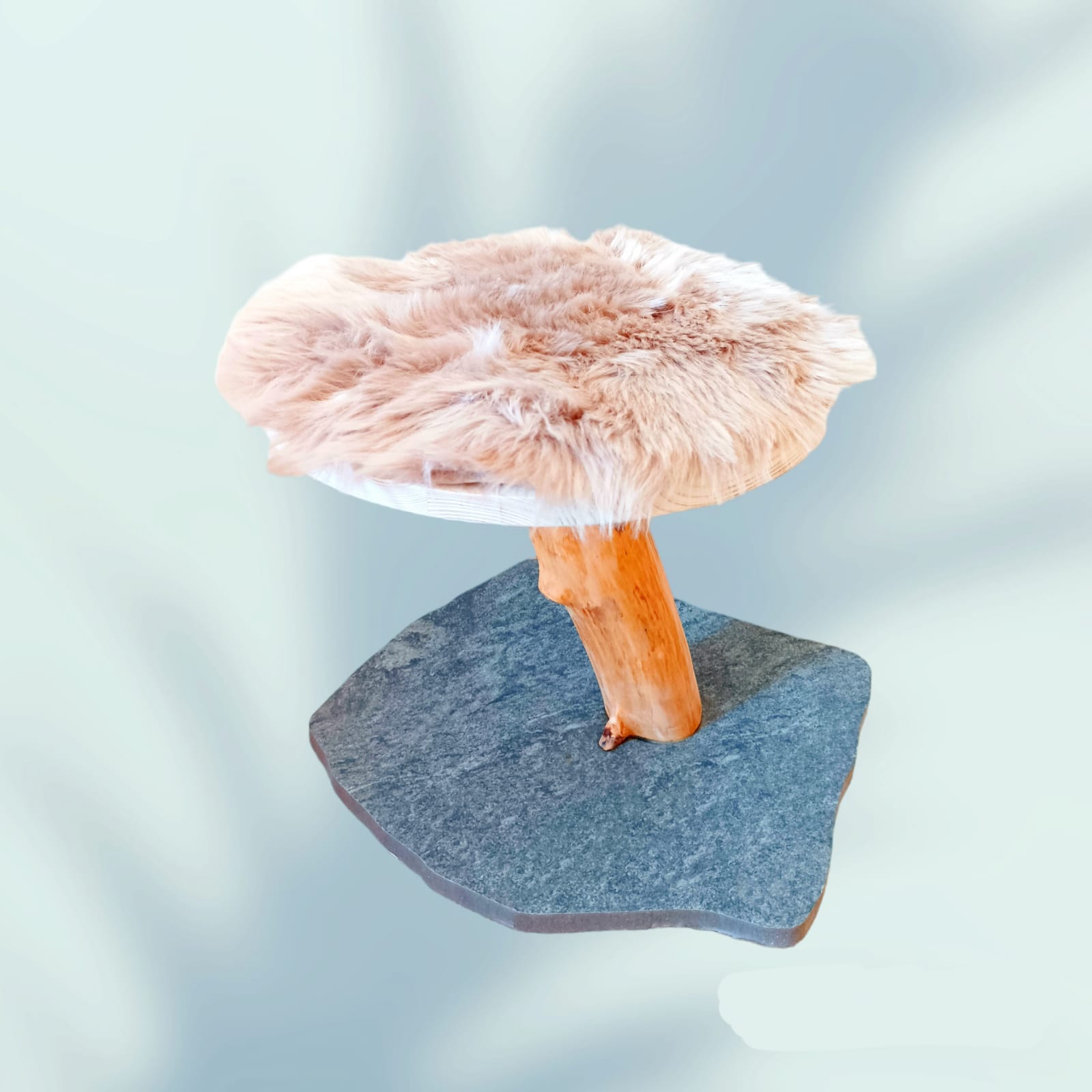 Griffoir Naturel pour Chat – L’Accessoire Idéal pour le Bien-Être de Votre Félin