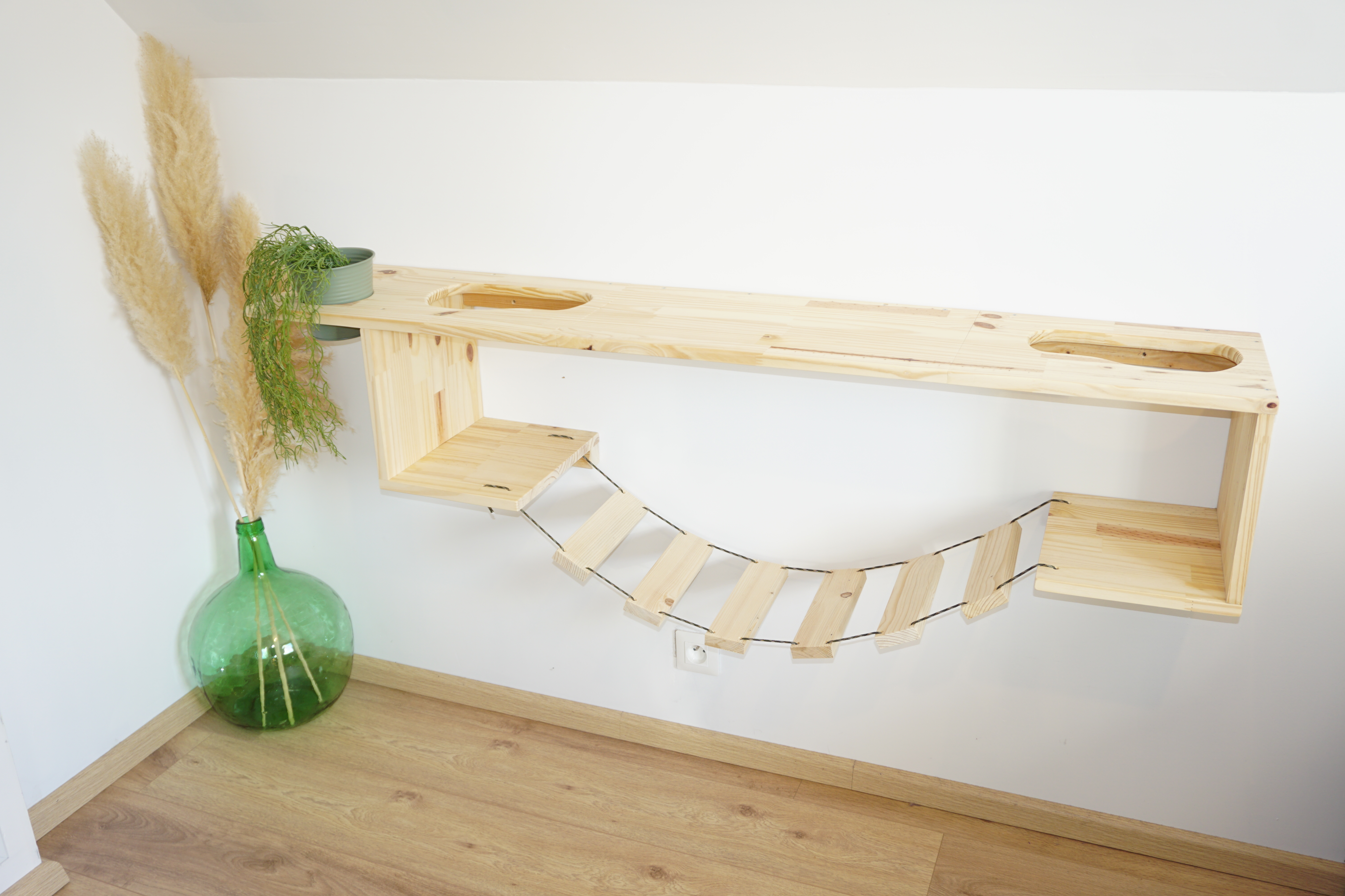 Parcours mural XXL pour chats – Grand pont suspendu & étagère robuste