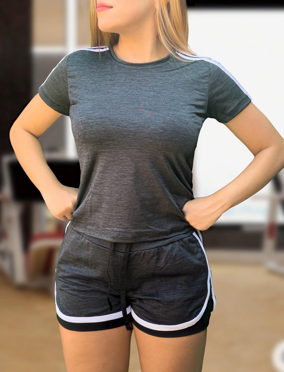 Conjunto Deportivo Pantaloneta con licra + camiseta Deportiva