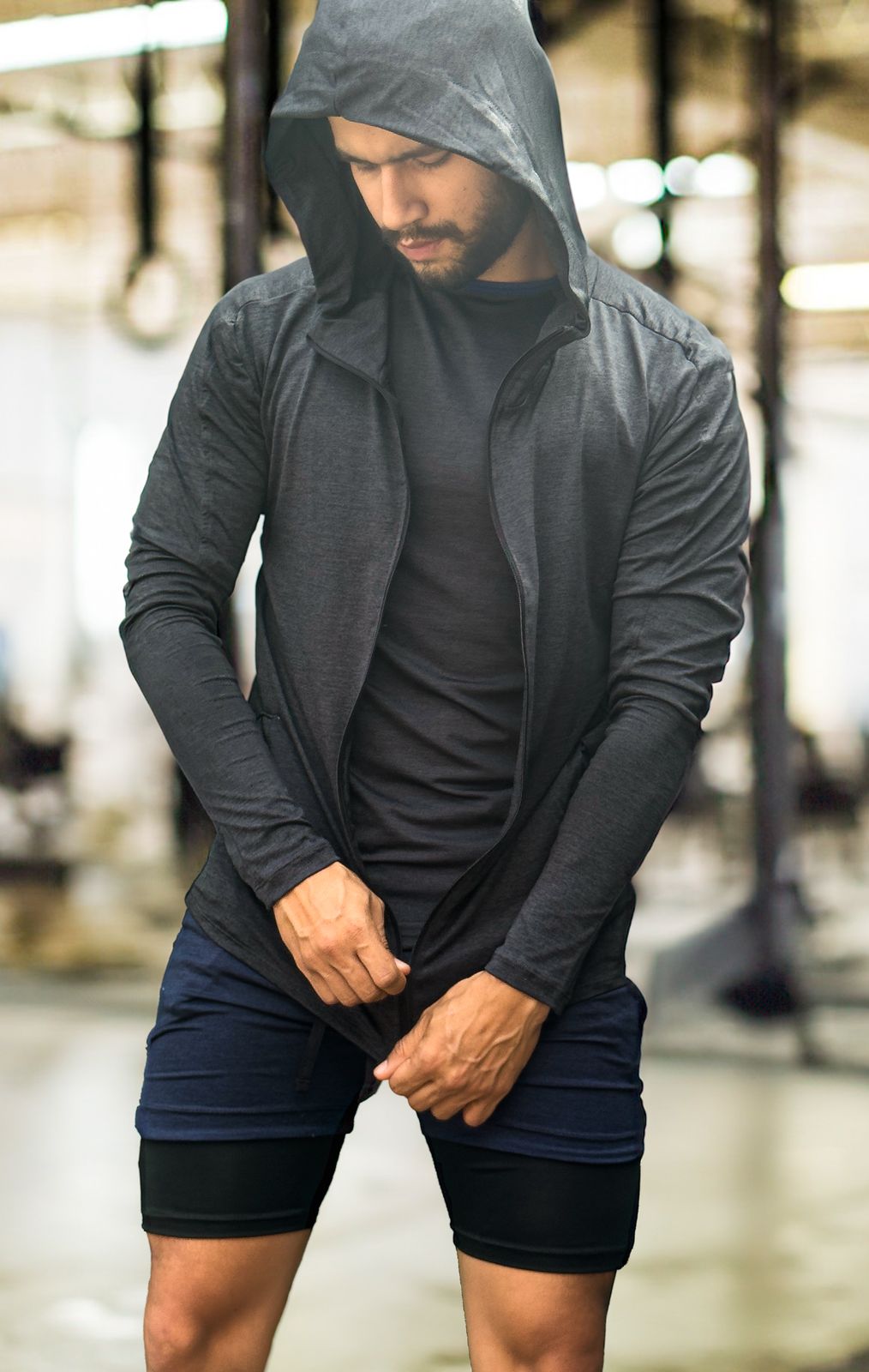 Conjunto deportivo Pantaloneta con licra Corta + camiseta deportiva + camibuzo con capucha deportivo