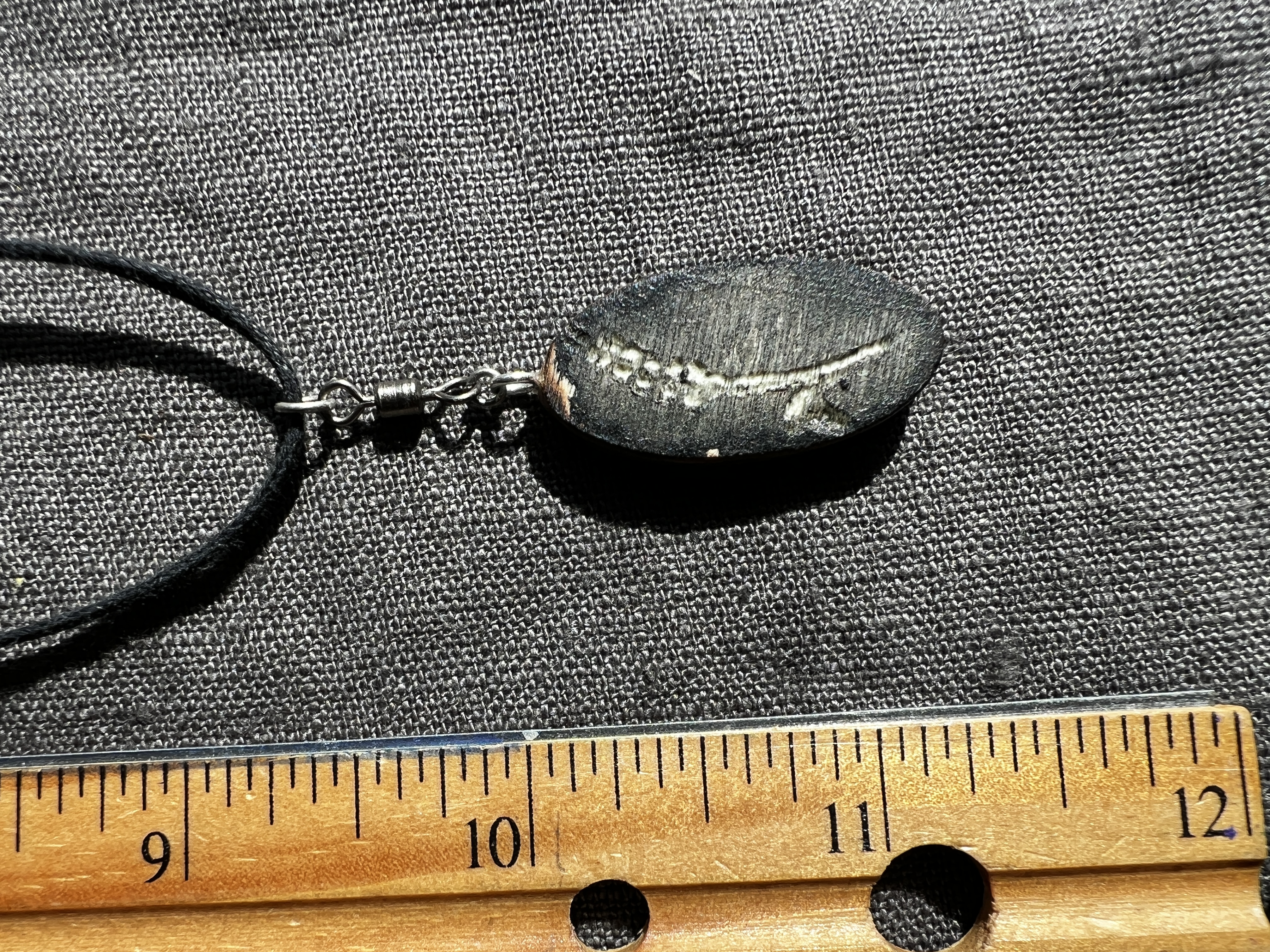 Reversable wooden floral pendant necklace