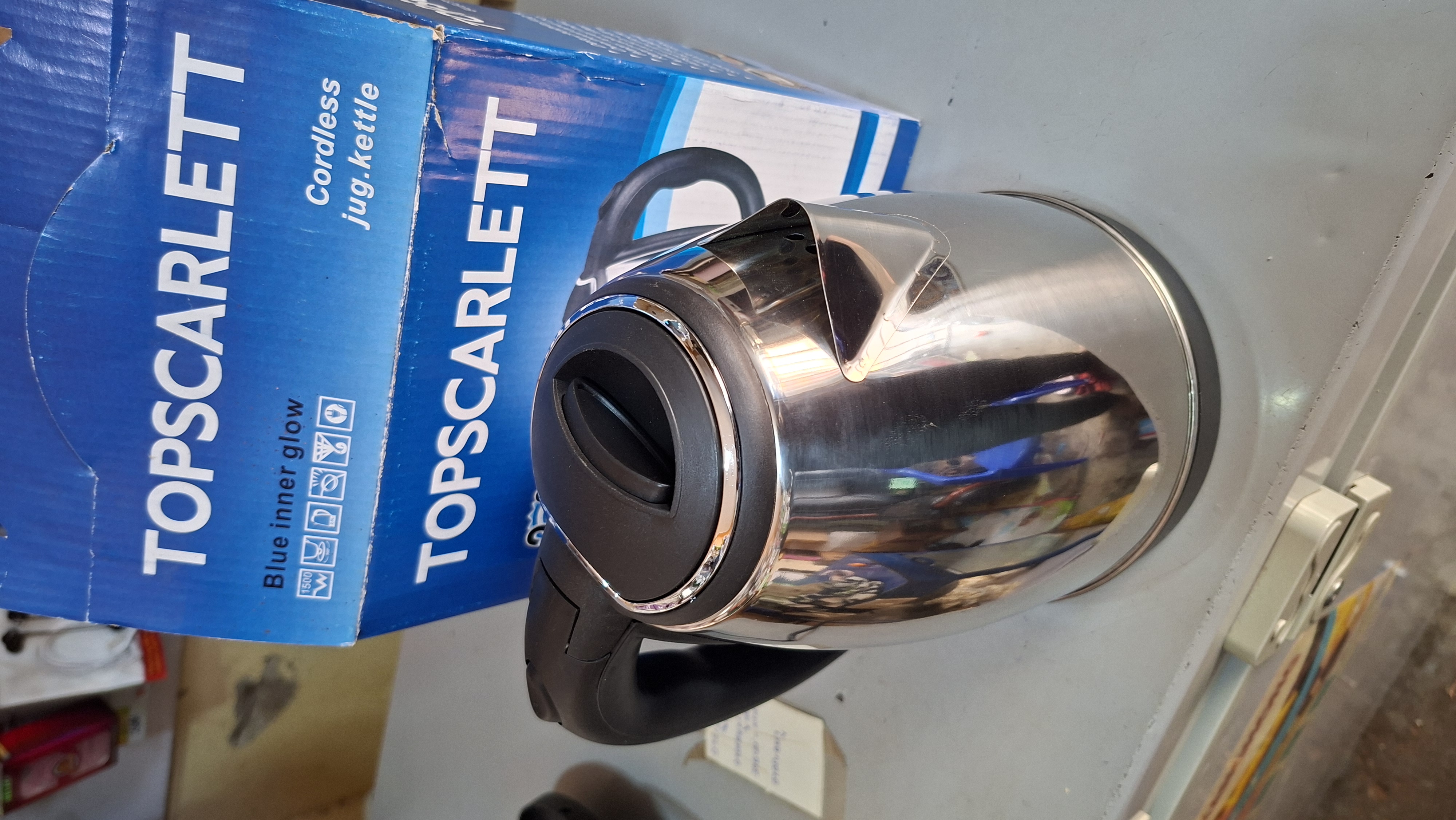 TOPSCARLETT Cordless Jug Kettle