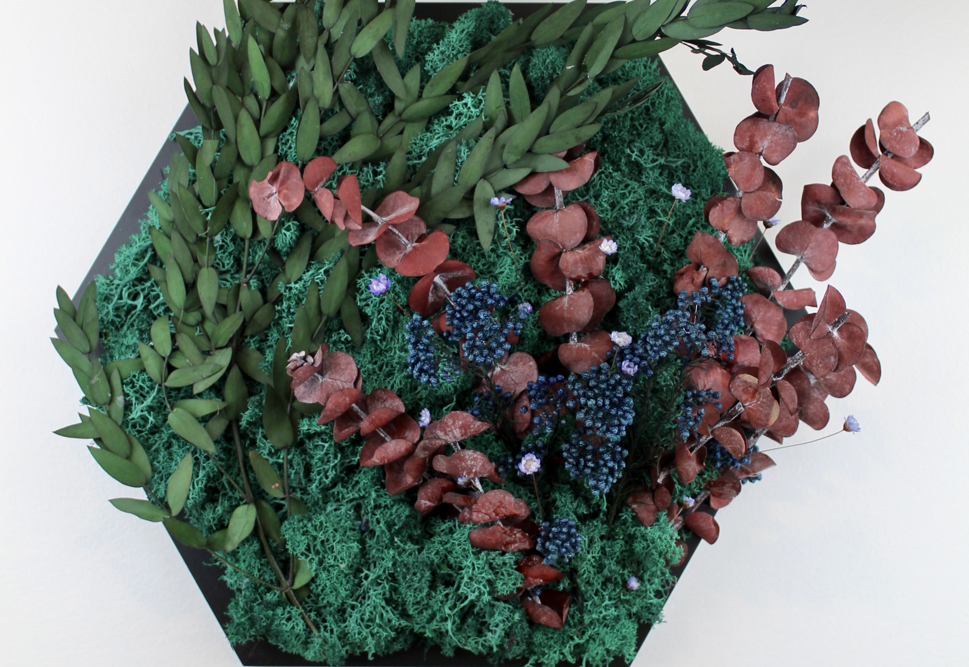 Floral Fusions- Windswept Leaves 