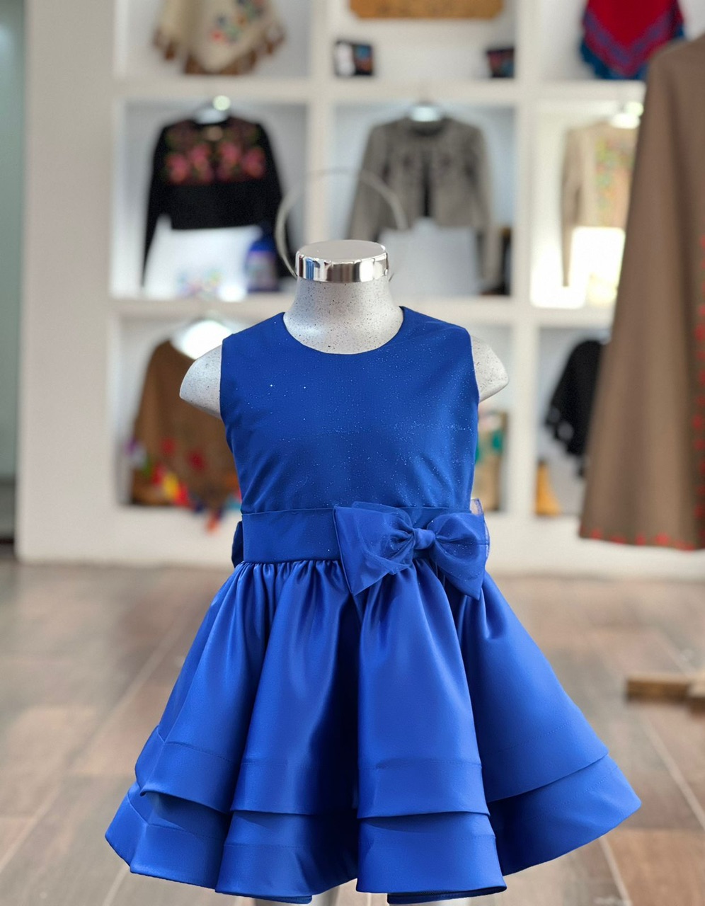 Vestido Satín azul rey