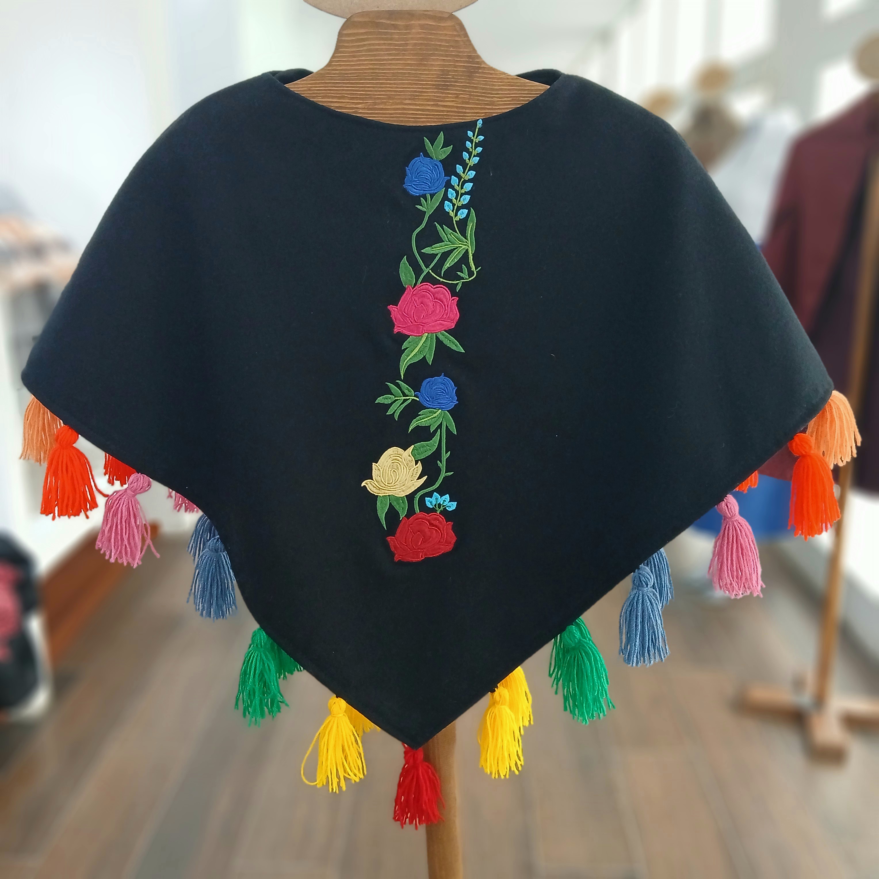 MAŃANITA PLENITUD NEGRA