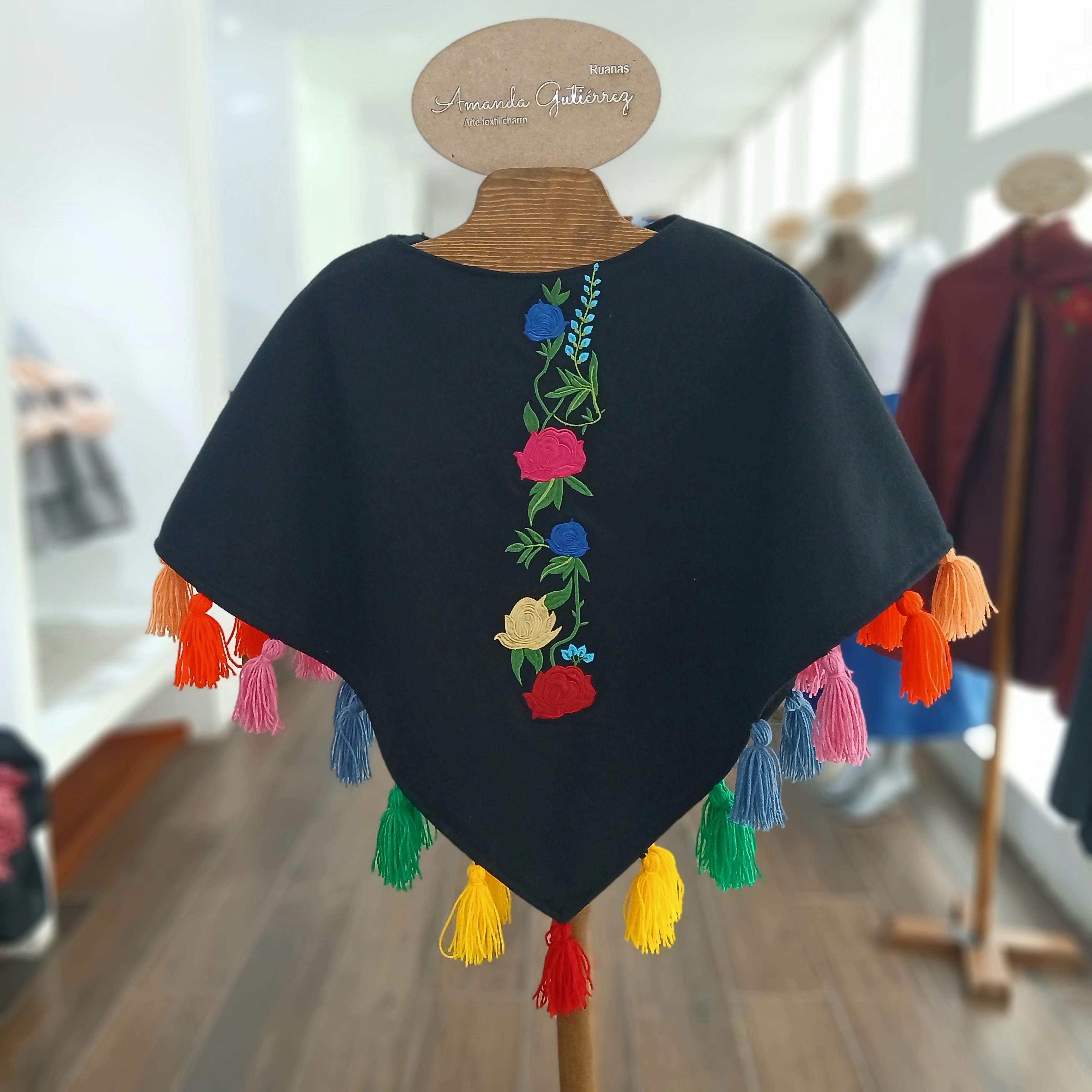 MAŃANITA PLENITUD NEGRA