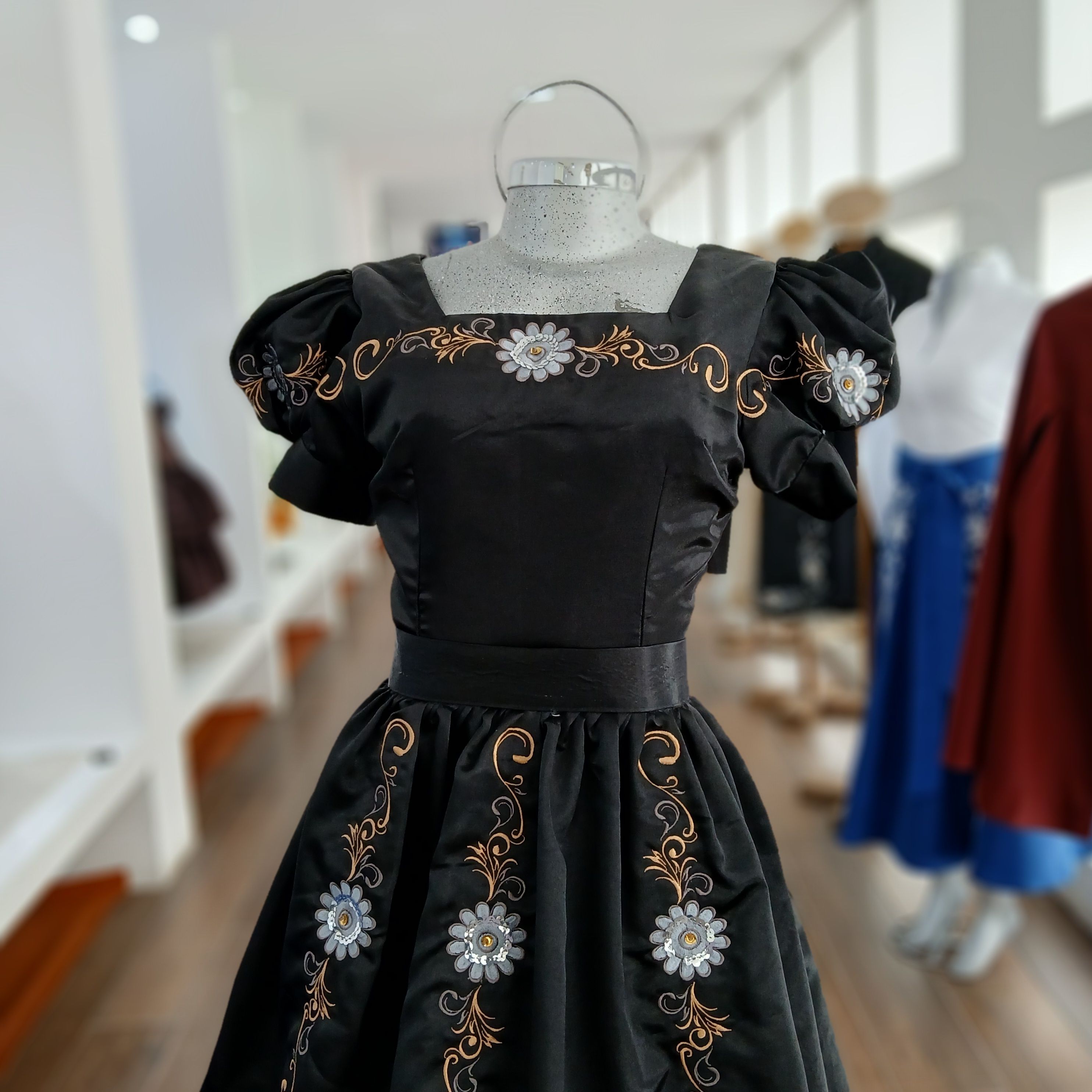 CHINA POBLANA REALEZA