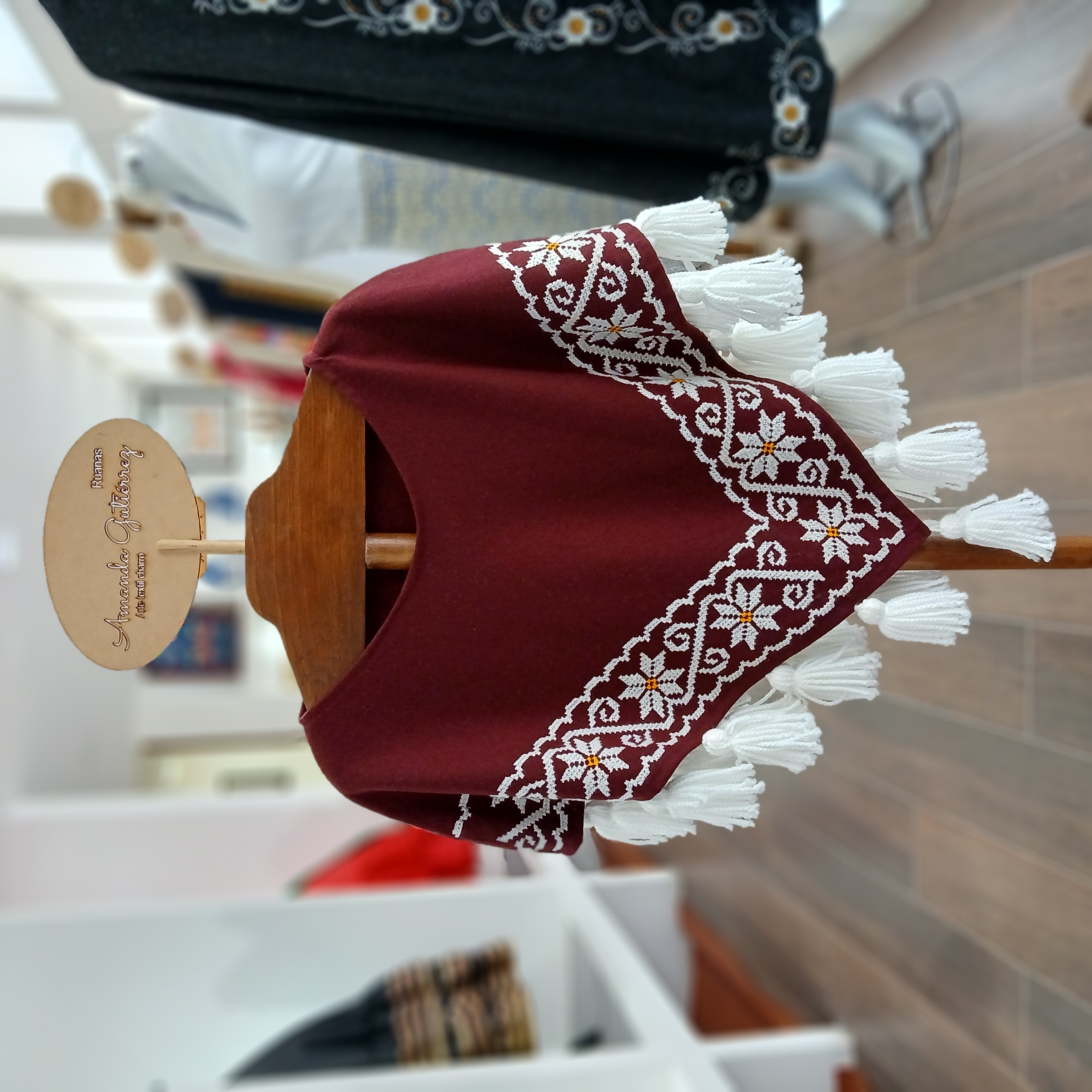 MAÑANITA FLORECITAS VINO