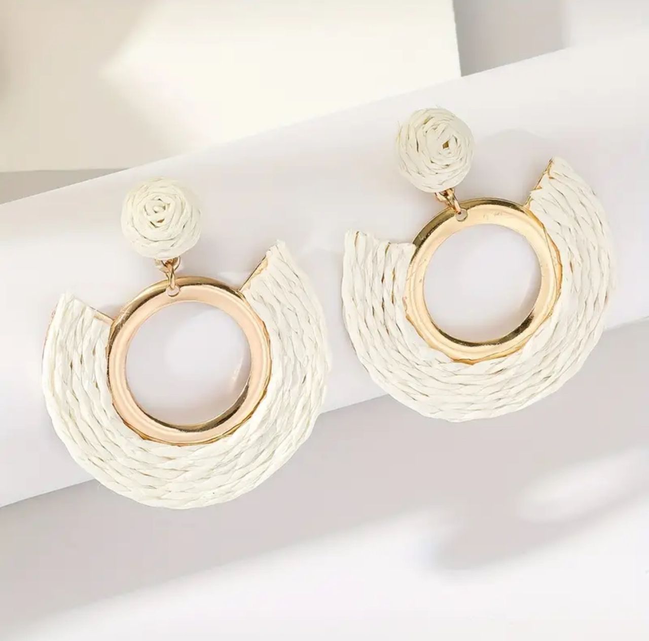 Round Rafia Earrings