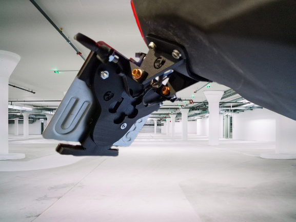 Kennzeichenhalter Ersetzung Energica