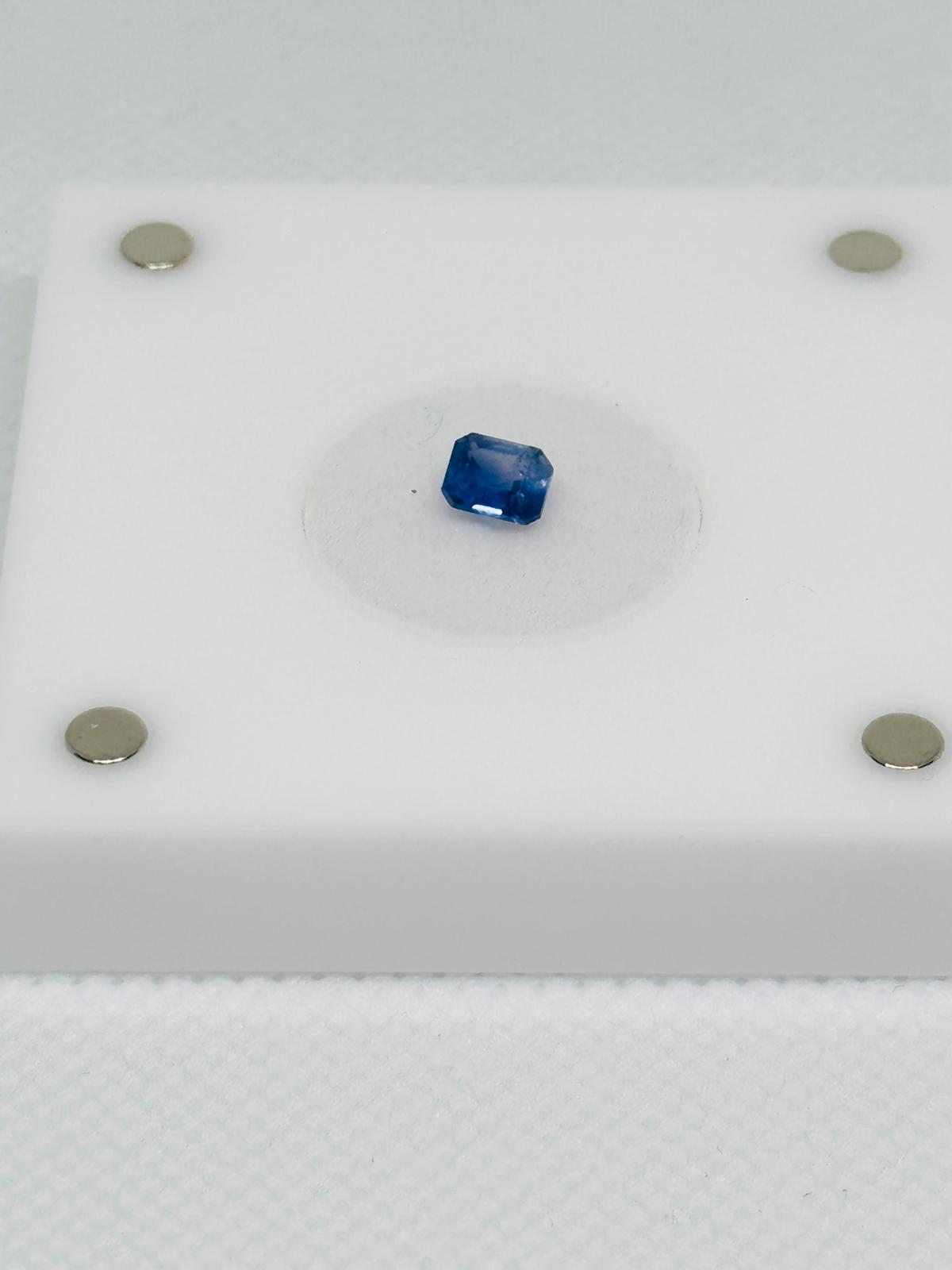 Blue Sapphire Gemstone