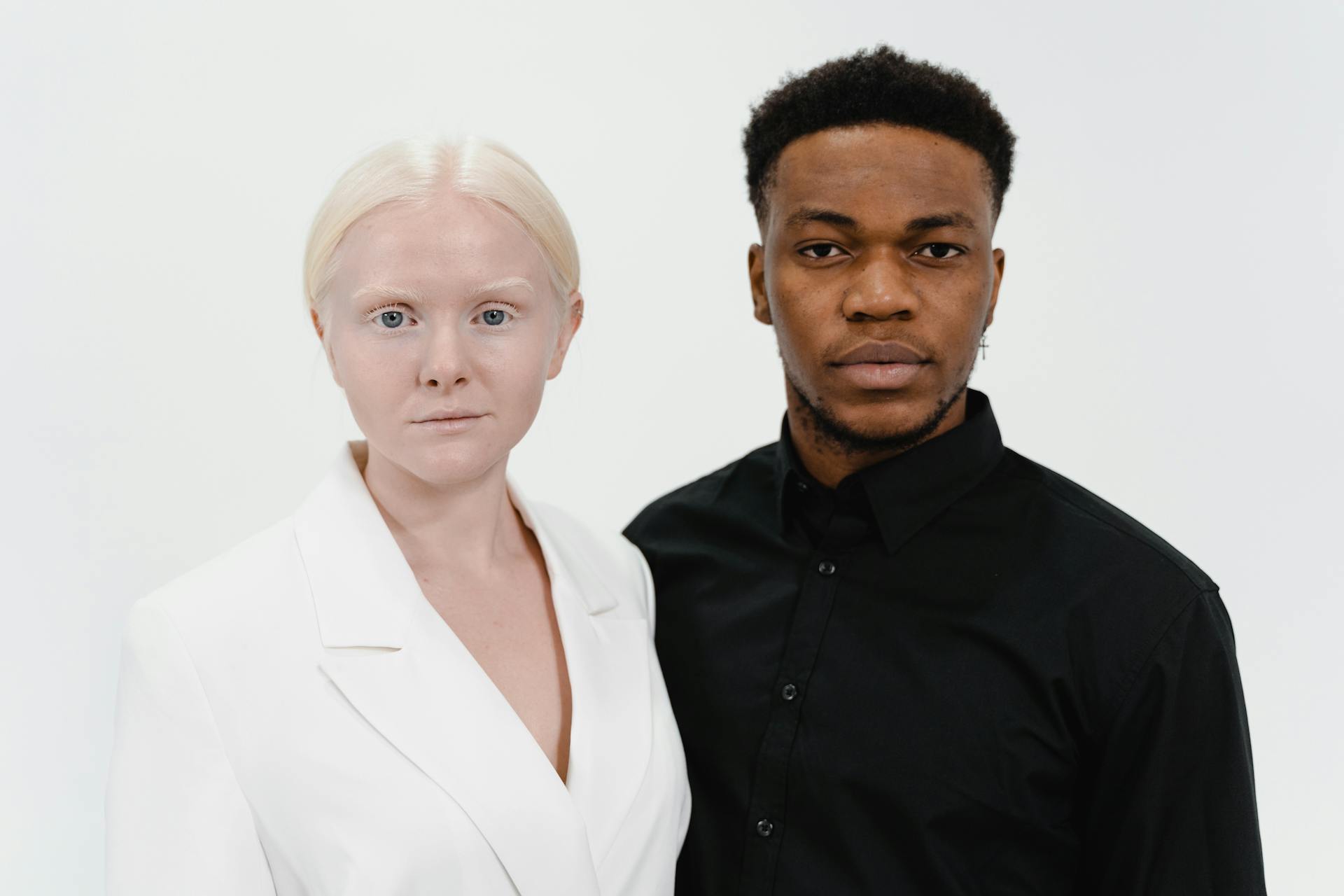 Adjoint/adjointe à légalité