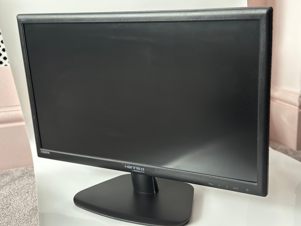 Hanns.G HS221 22" Monitor Full HD 1080p HDMI VGA Fully Working