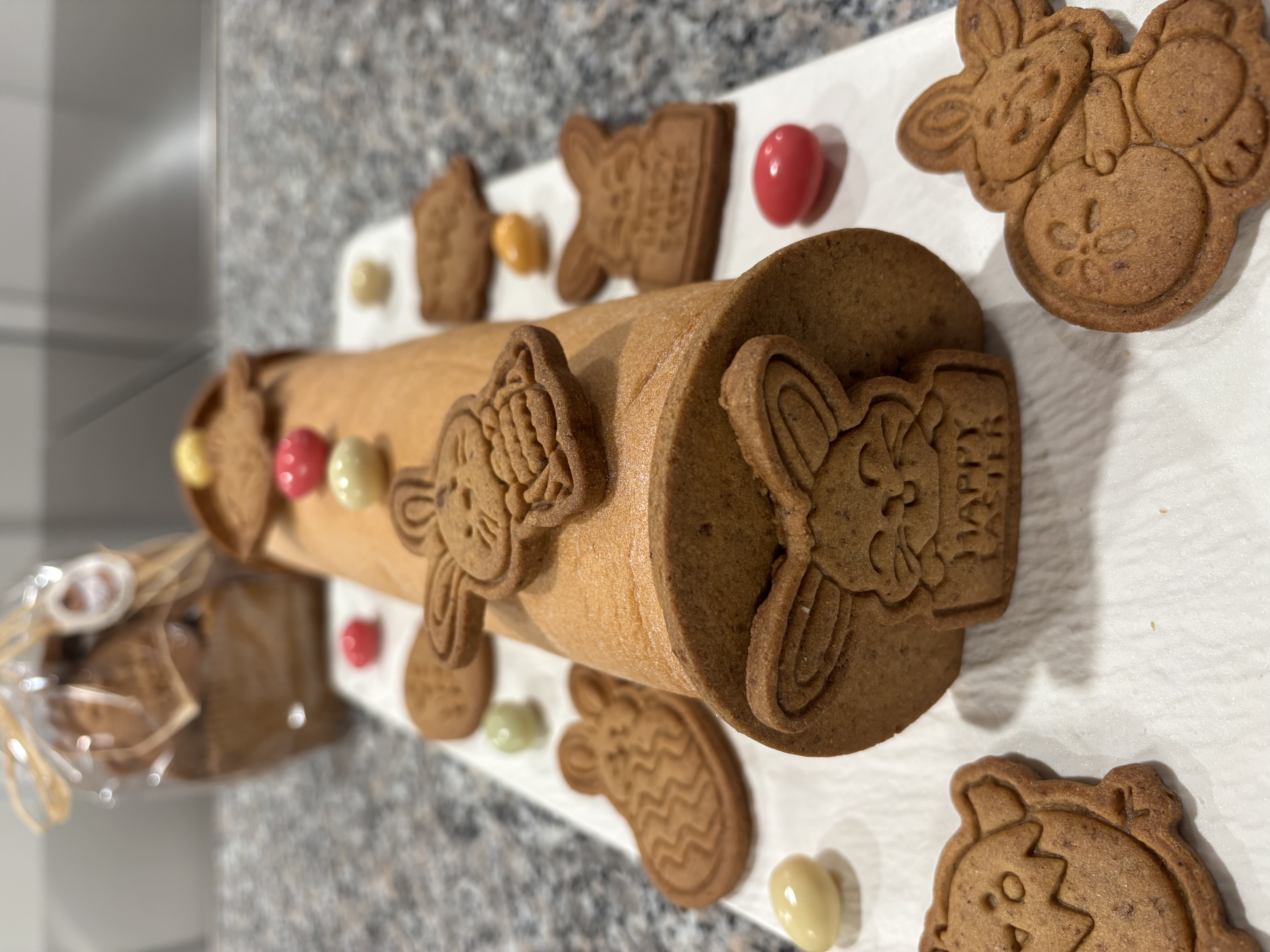 Roulé et biscuits de Pâques - 22 Avril