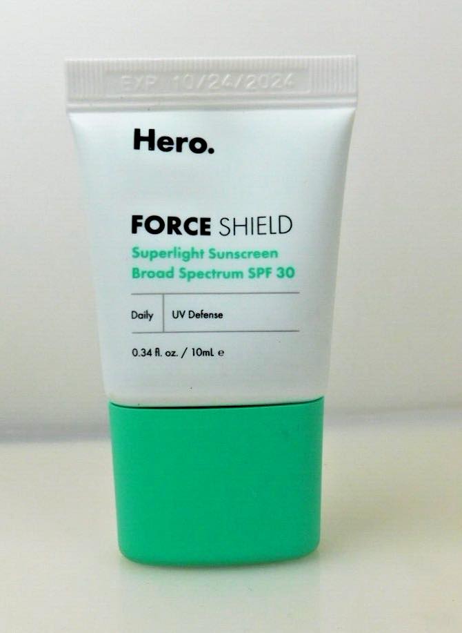 Protector Solar Hero