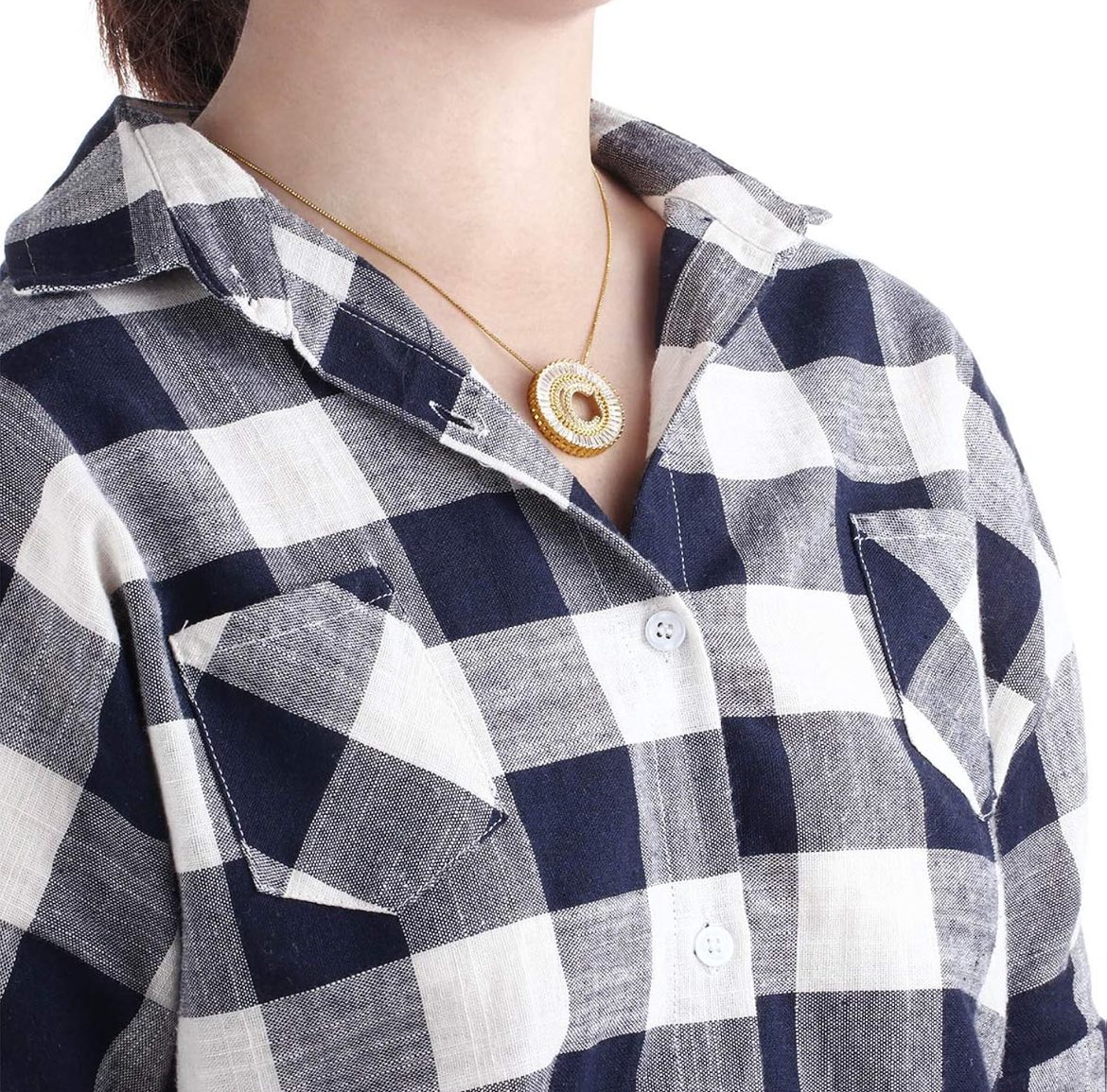 Collar con dije de letra inicial