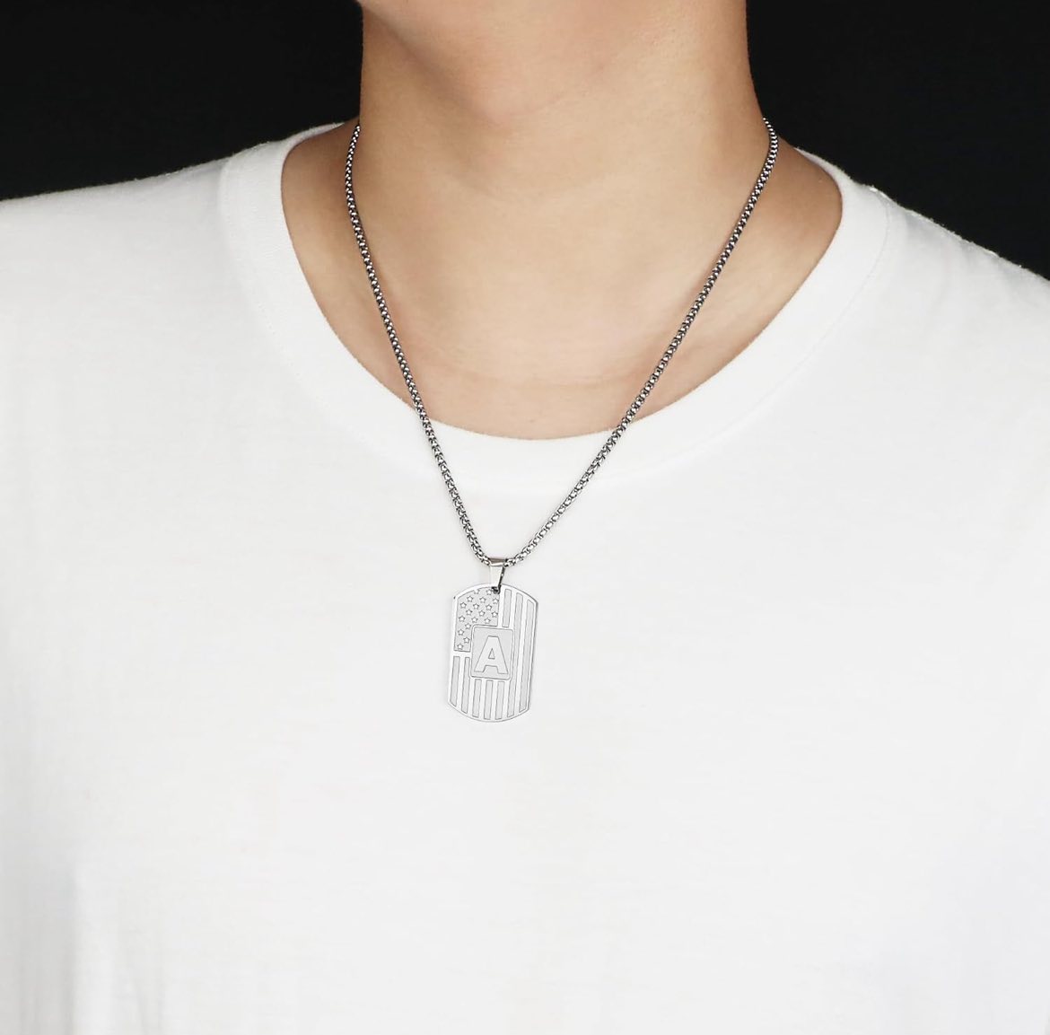 Collar con inicial L