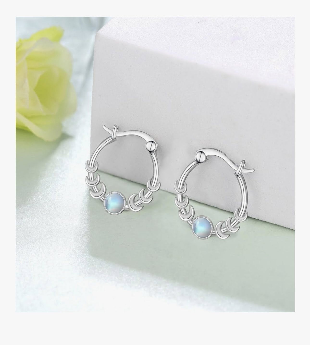 Aretes Triple Diosa Lunar