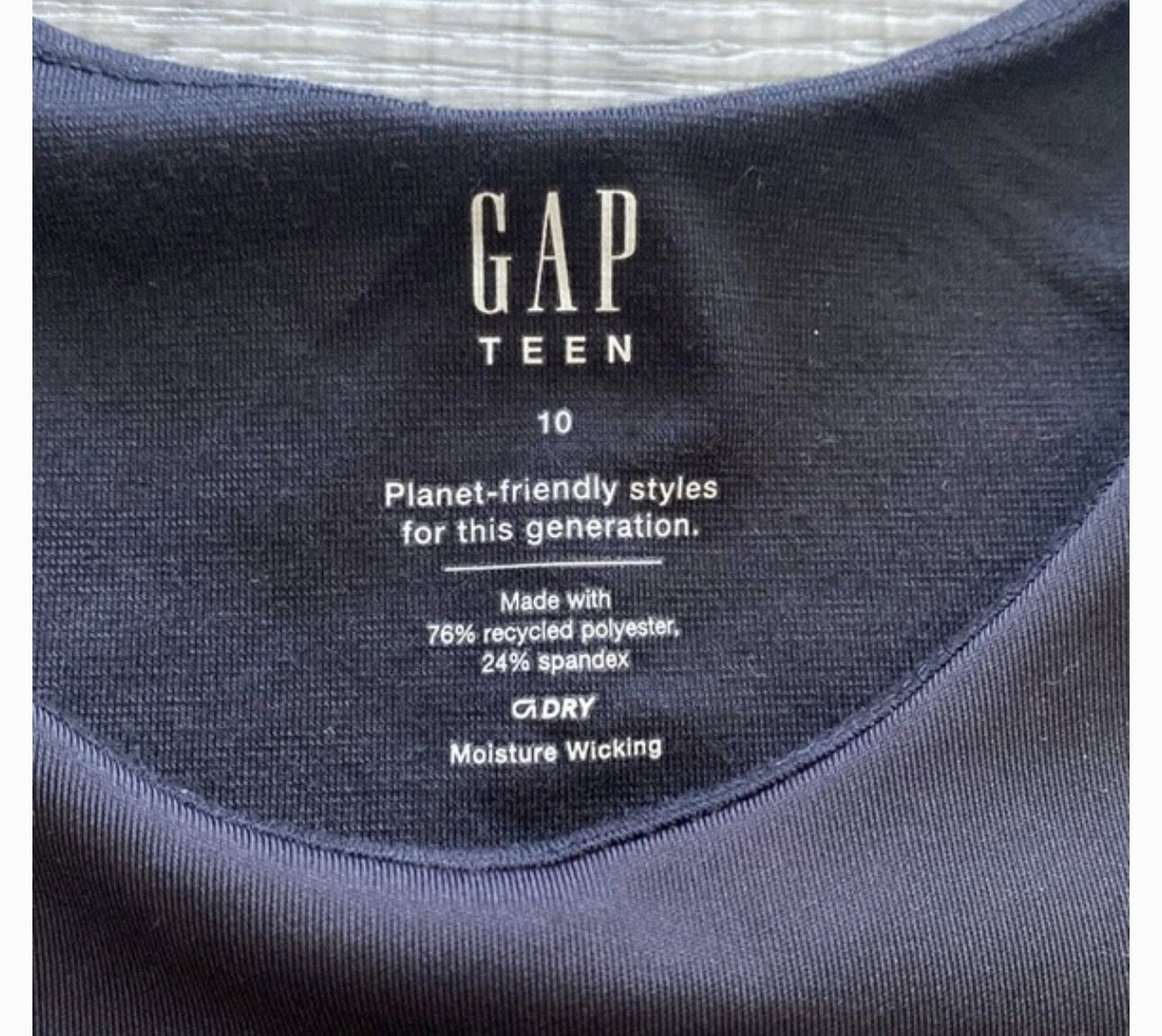 Gap Top