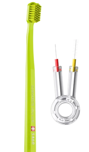 Kit de brosse à dent et duo de brossettes interdentaires