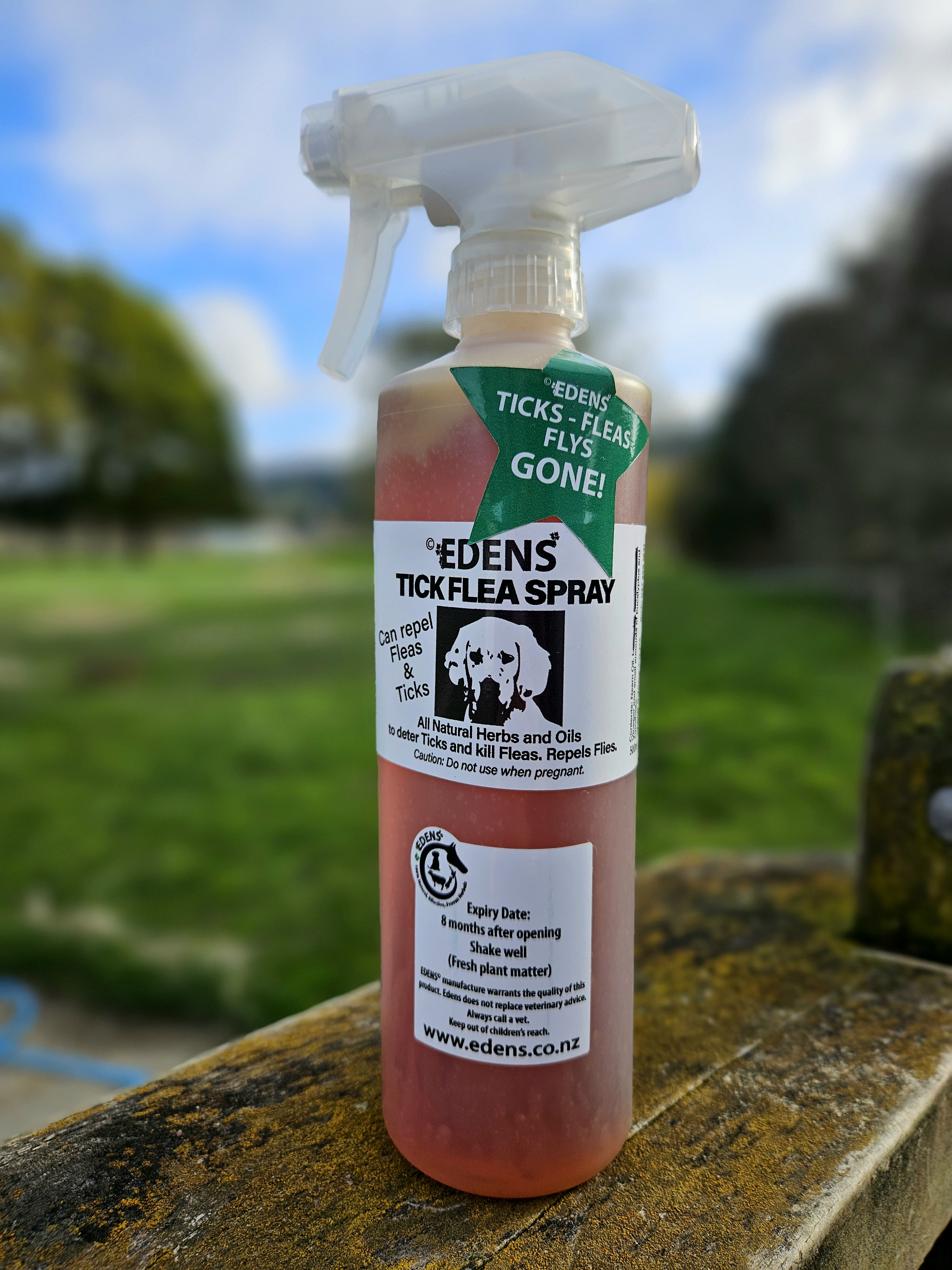 ©EDENS Flea, Tick & Fly Spray - Equine - Repels Flies & Bots