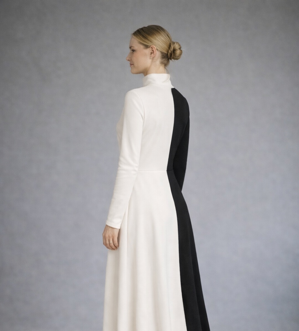 Aurelia I Monochrome