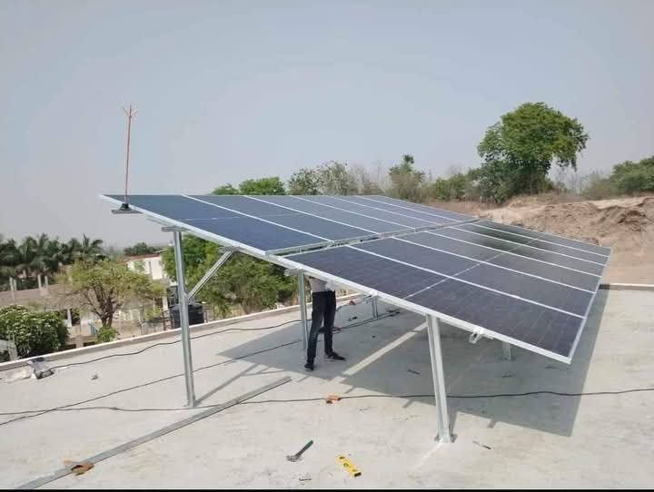WAAREE Ongrid 5KW Solar Power Generation System DCR with complete installation and discom documentations