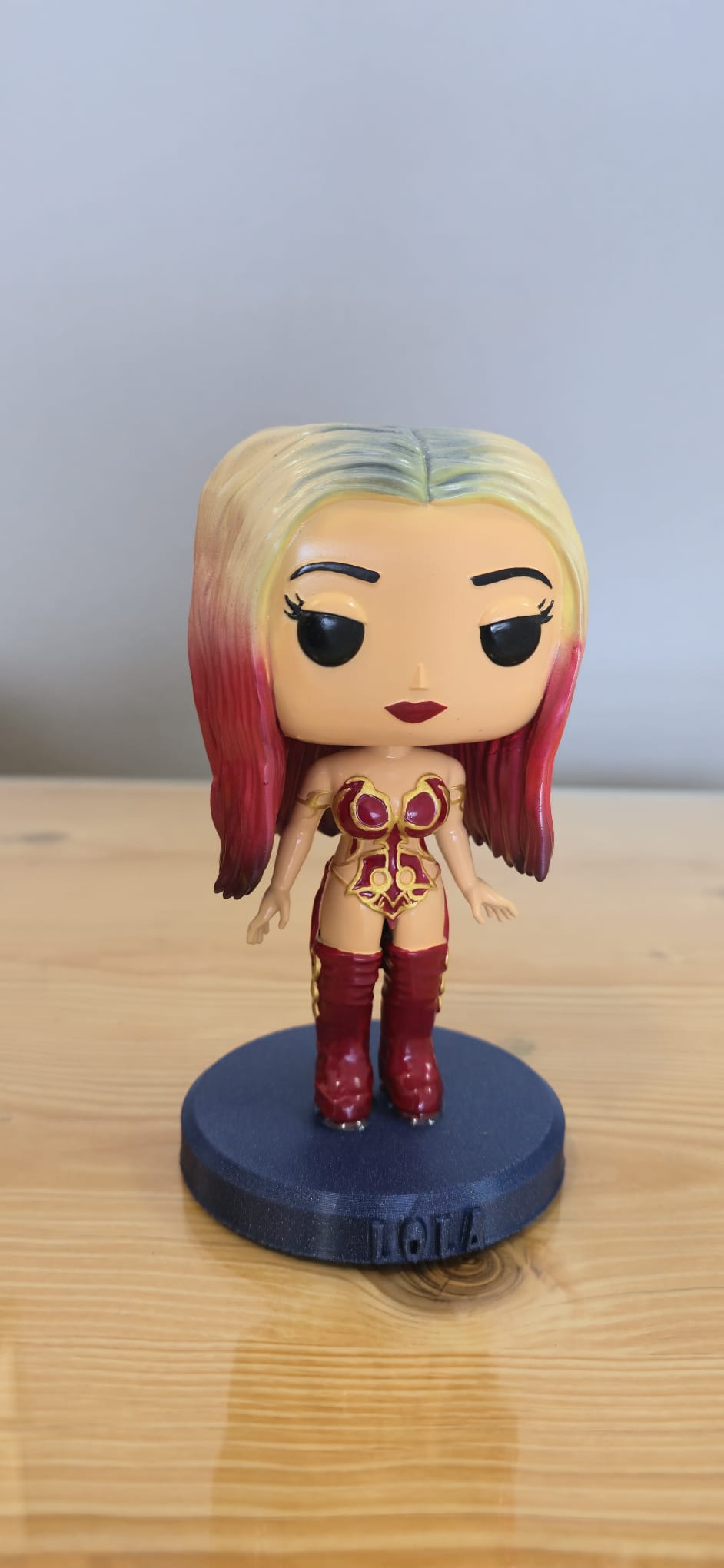 Lola Índigo – PoP Custom