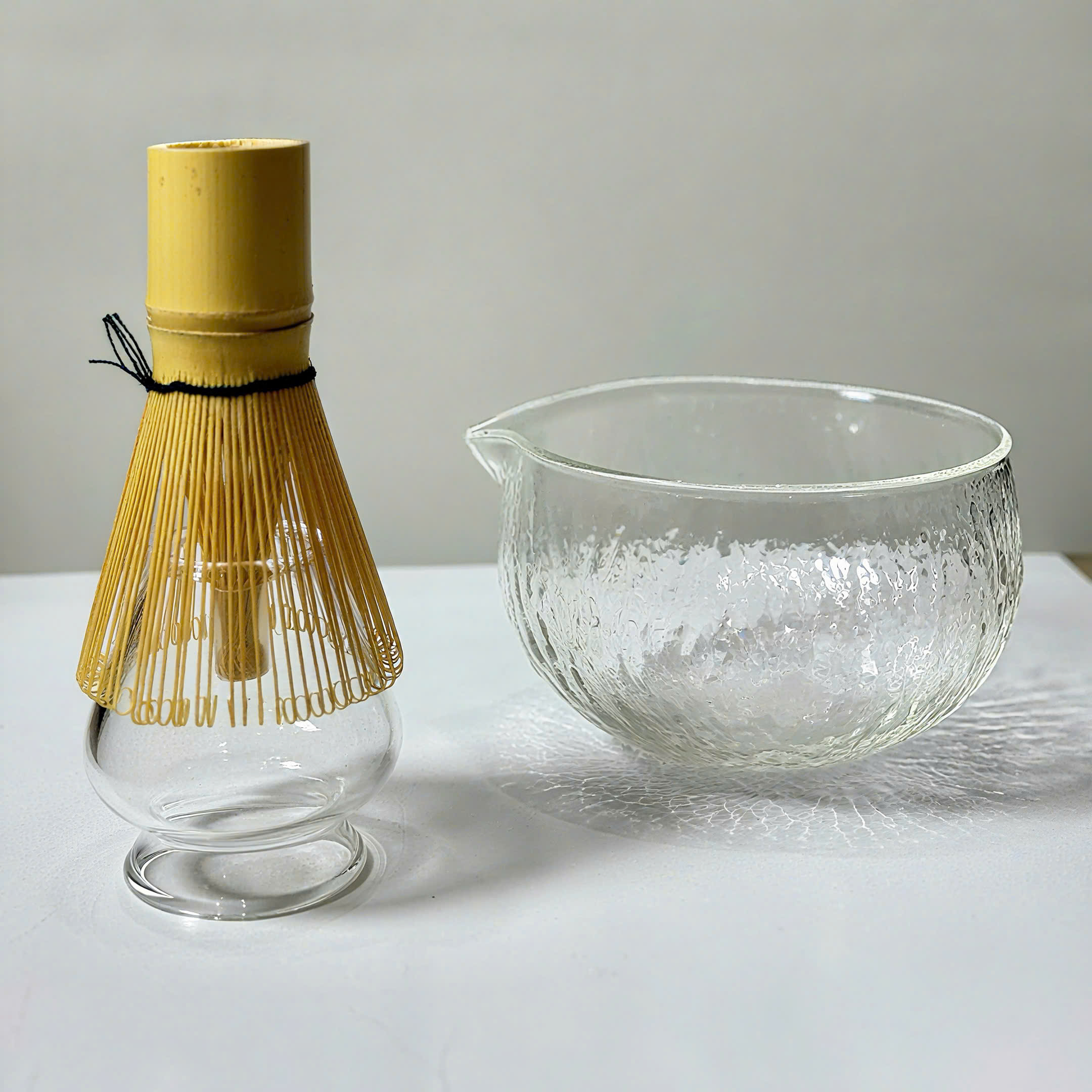 Combo chawan và đế trắng trong suốt có vân