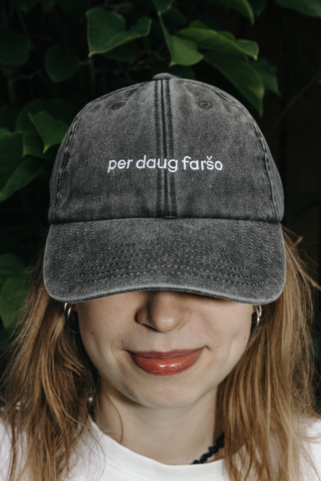 KEPURĖ "per daug faršo"