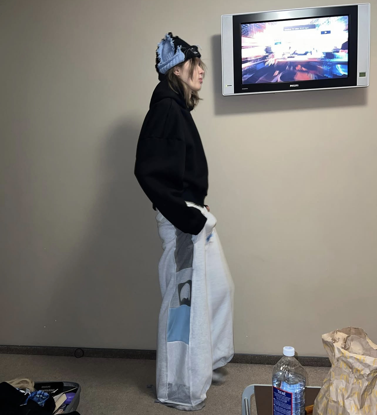 Dolphin sweatpants