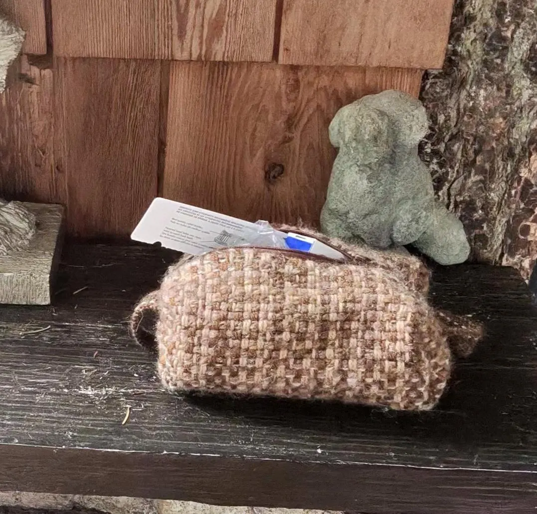 Handwoven toiletry bag, wool and alpaca