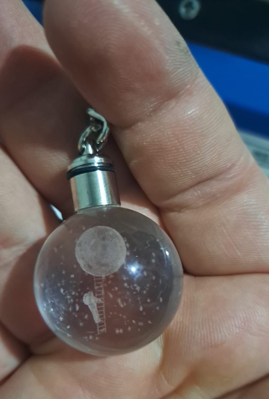 LLavero con luces cambiantes