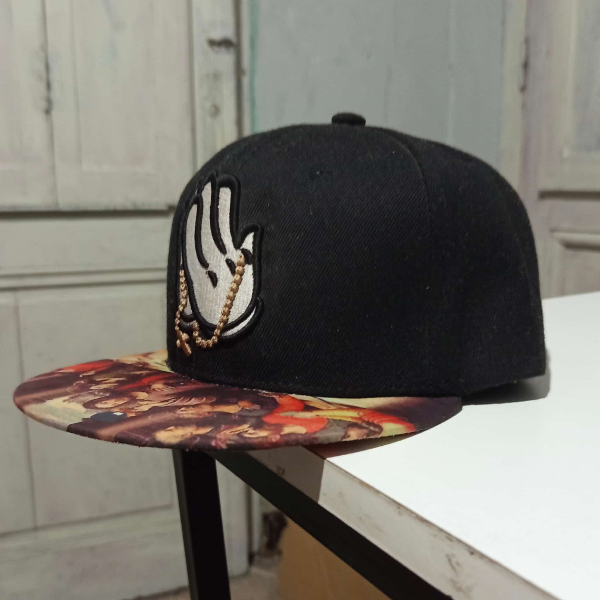 Gorra Negra, Oración