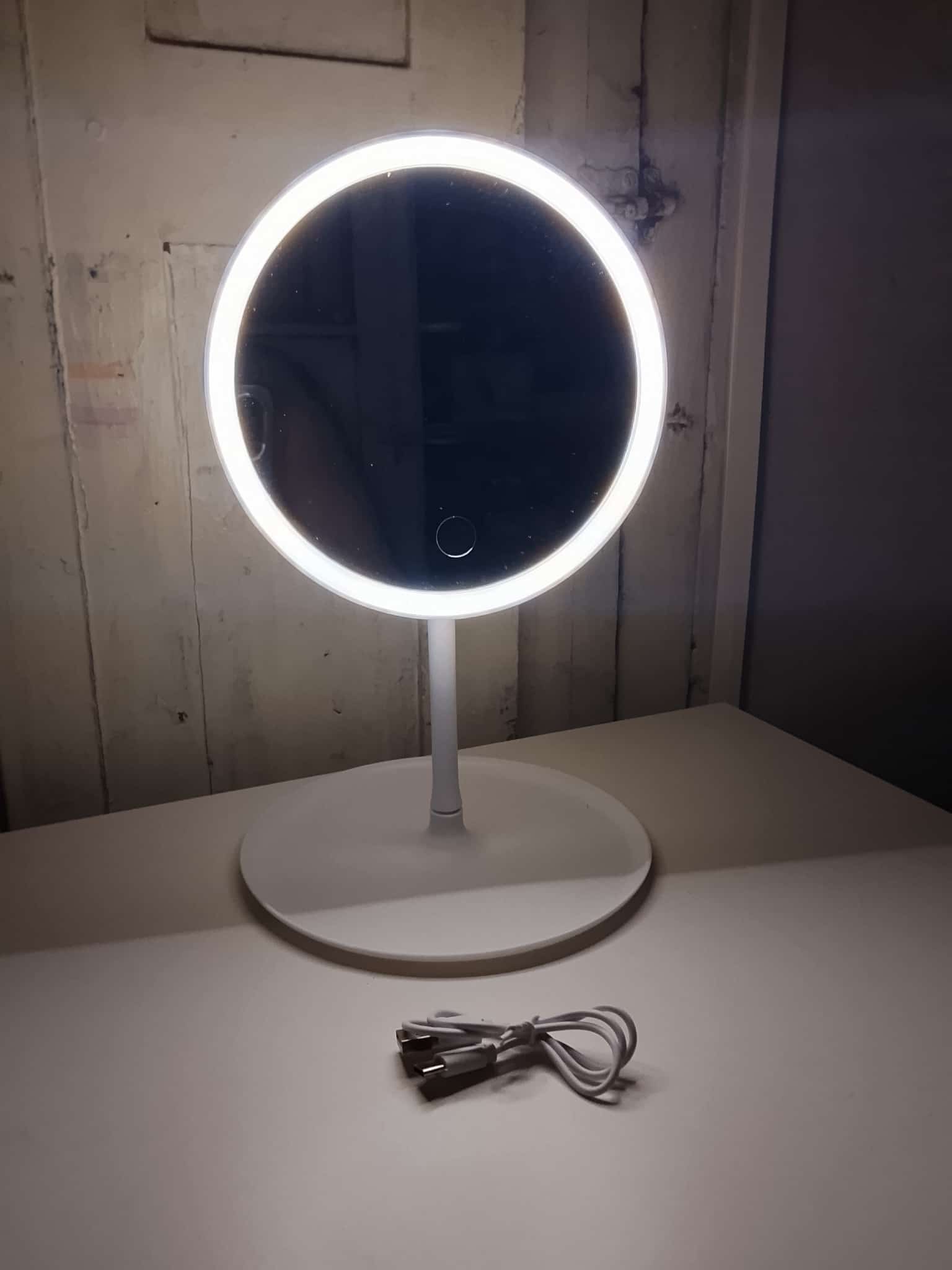 Espejos LED, 3 tonalidades en 1. Carga USB