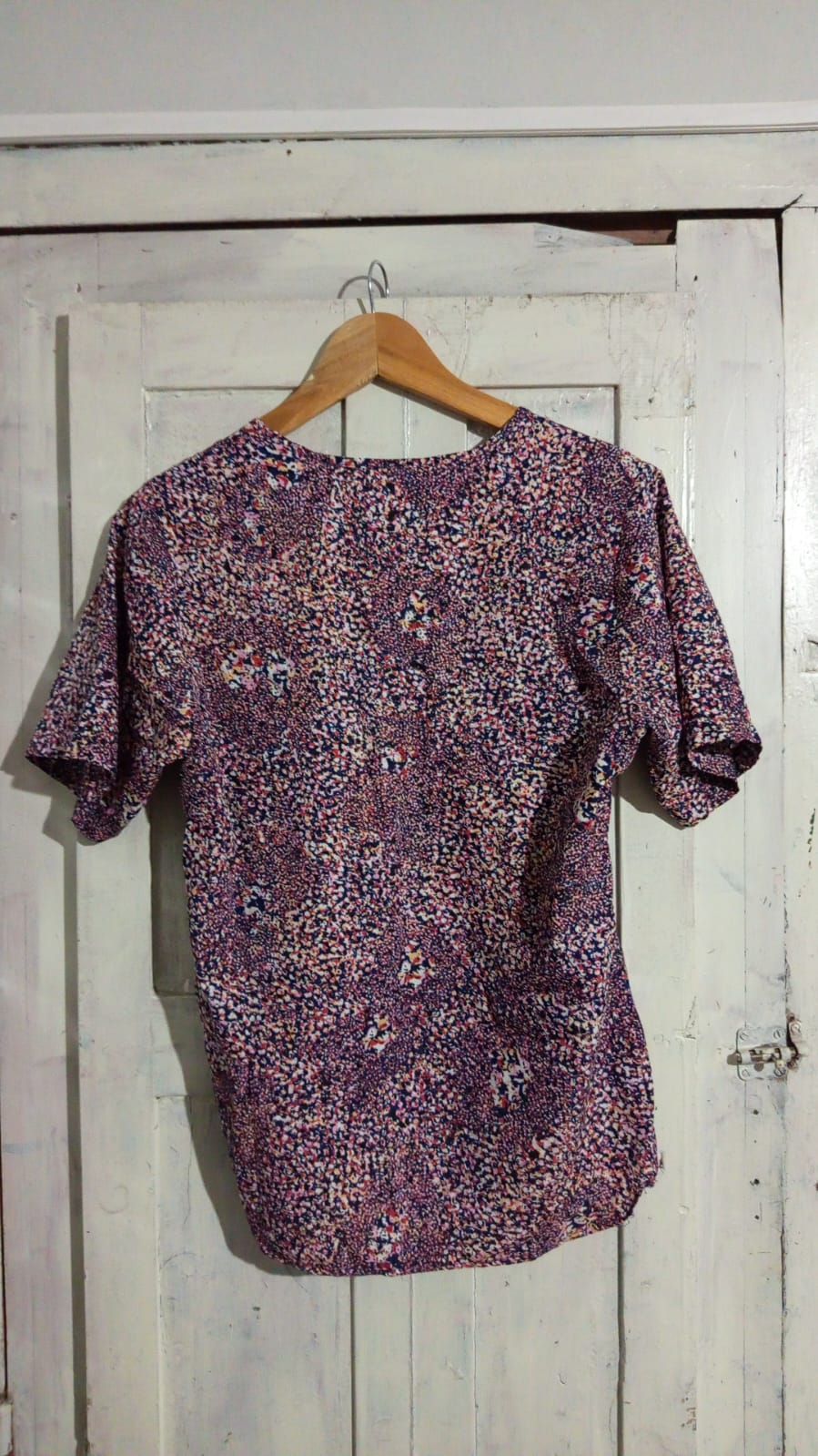 Blusa para dama, floreada, aparenta talle S/M