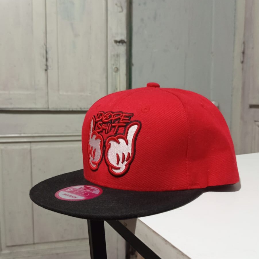 Gorra roja, Dope Shit