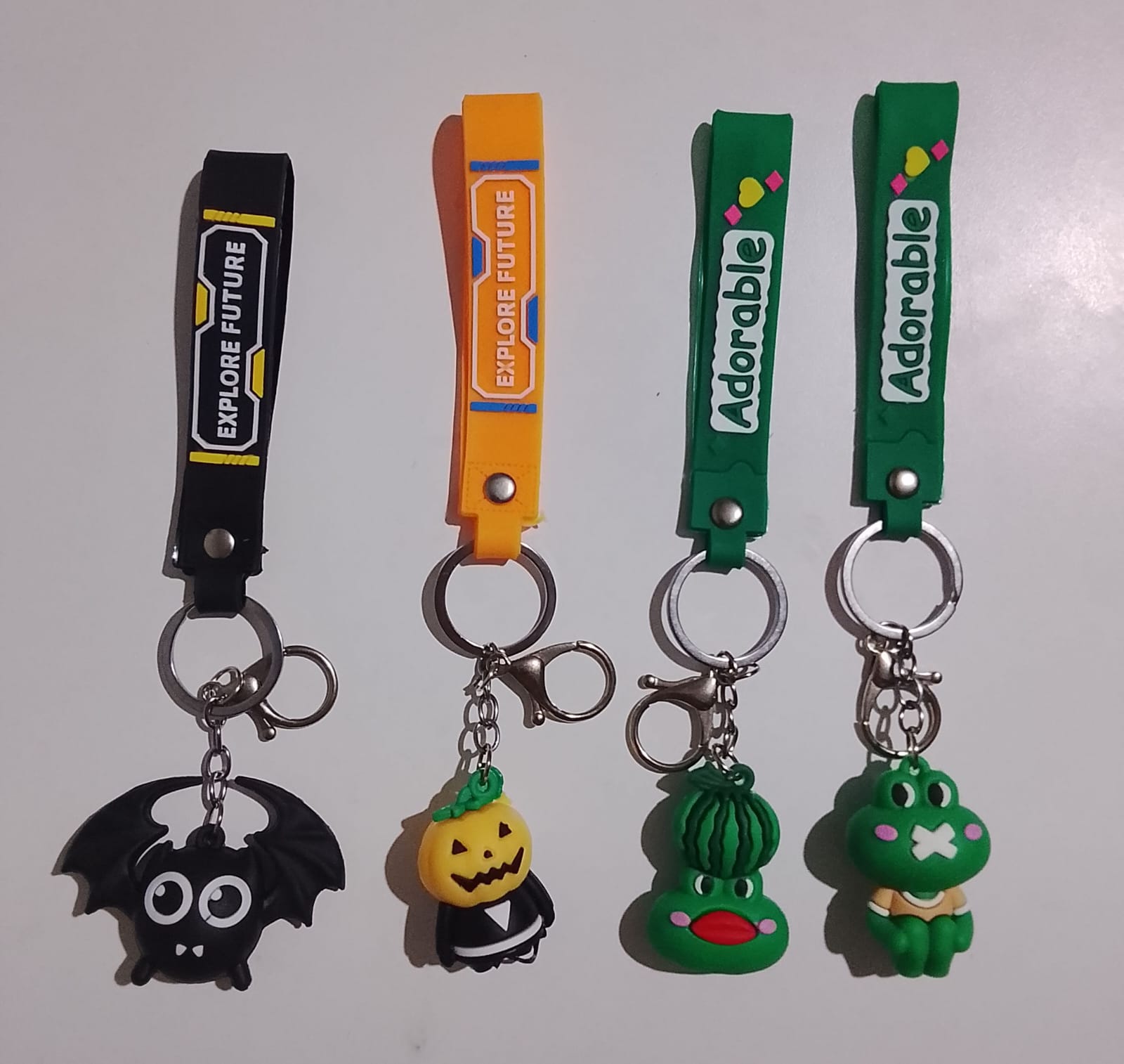 Llavero de goma mixtos, precio x unidad