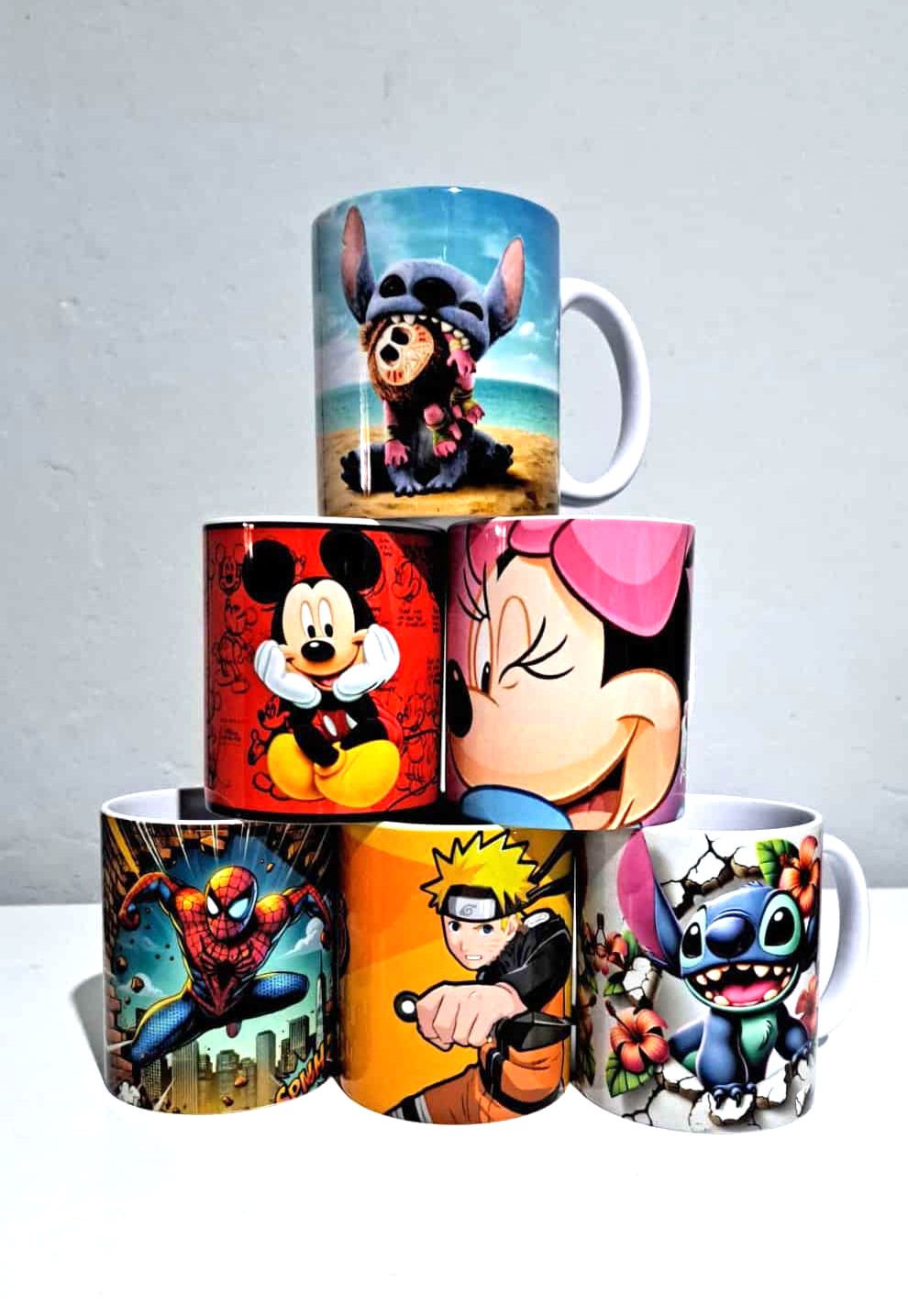 Personajes mixtos, tazas cerámica