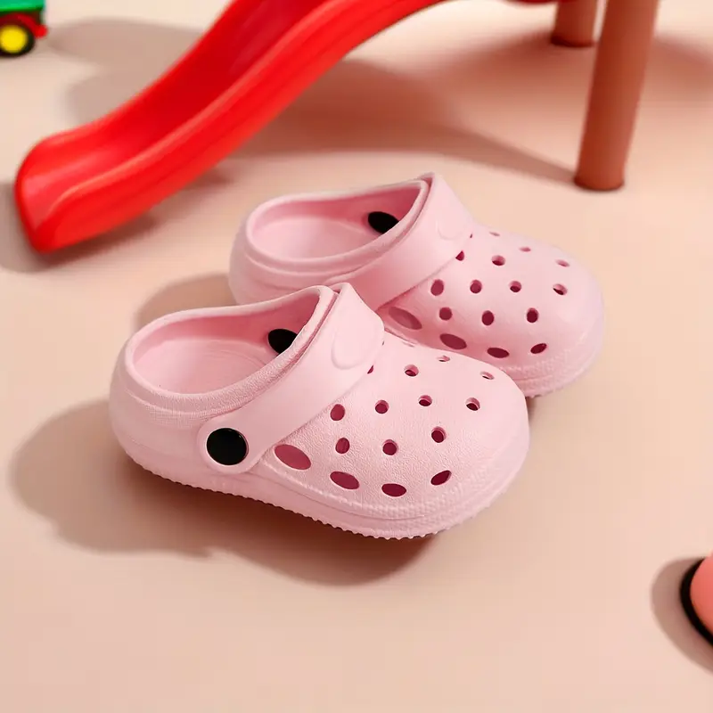 Childrens shoe and shoe charms