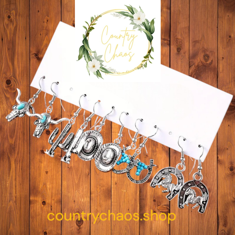 Assorted country earrings 