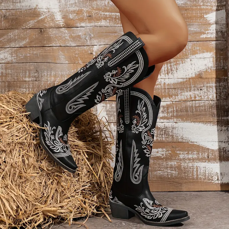 Embroidered Western Cowgirl Boots