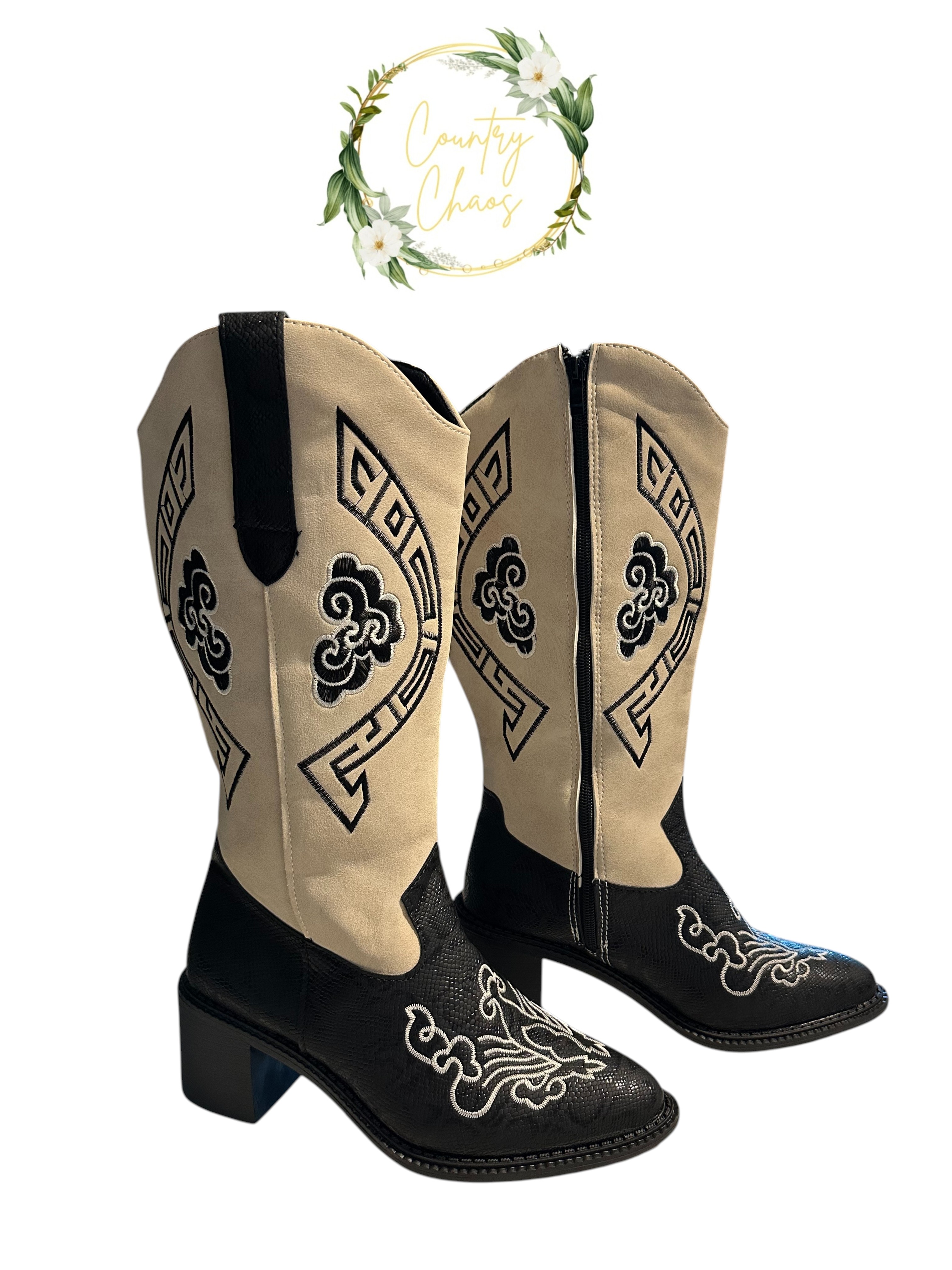 Cowgirl Black and Beige Embroidered Boots