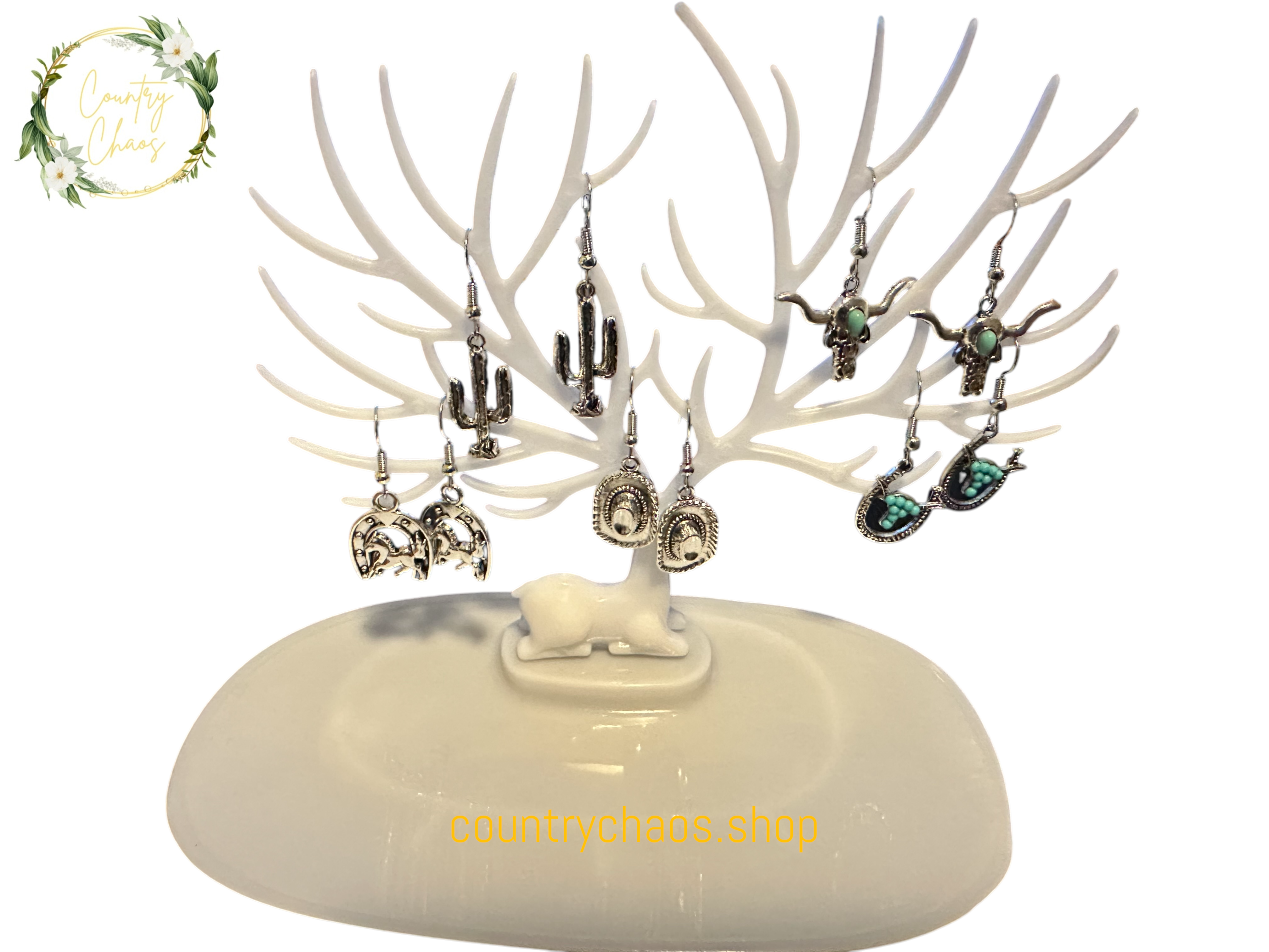 Assorted country earrings 