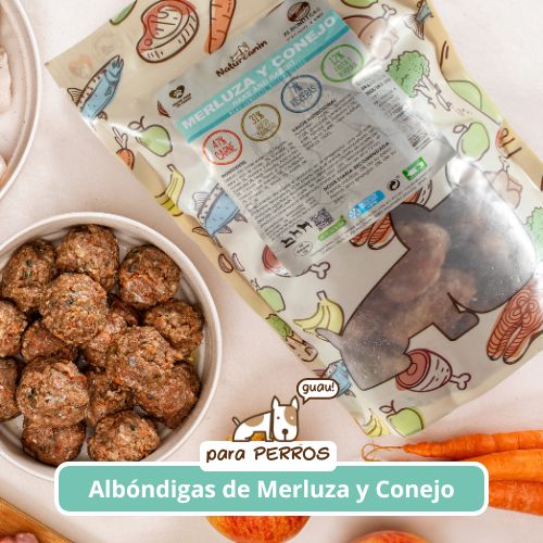 Naturcanin Menú Albóndigas de Merluza con Conejo