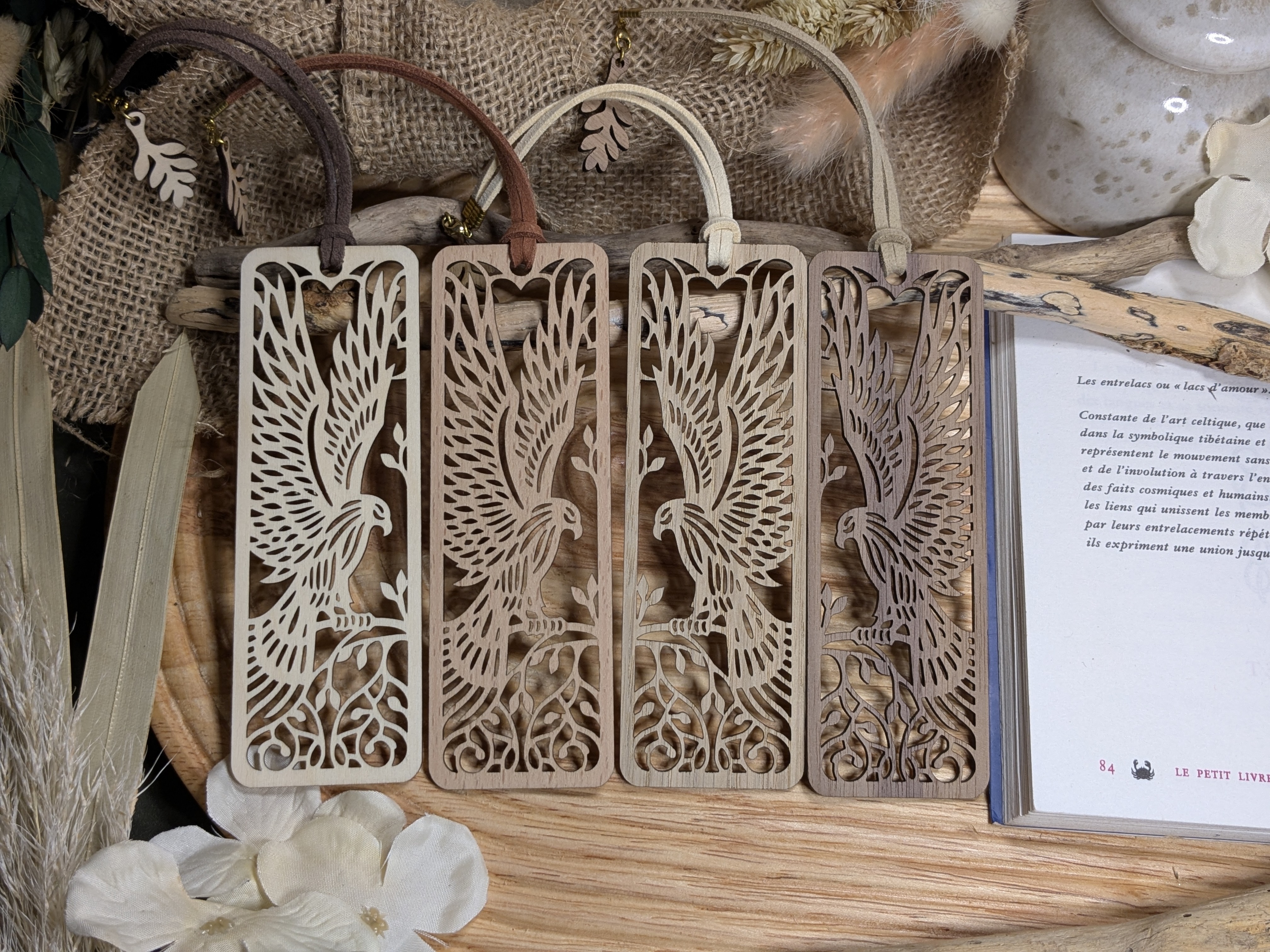 Marque-page en bois Aigle