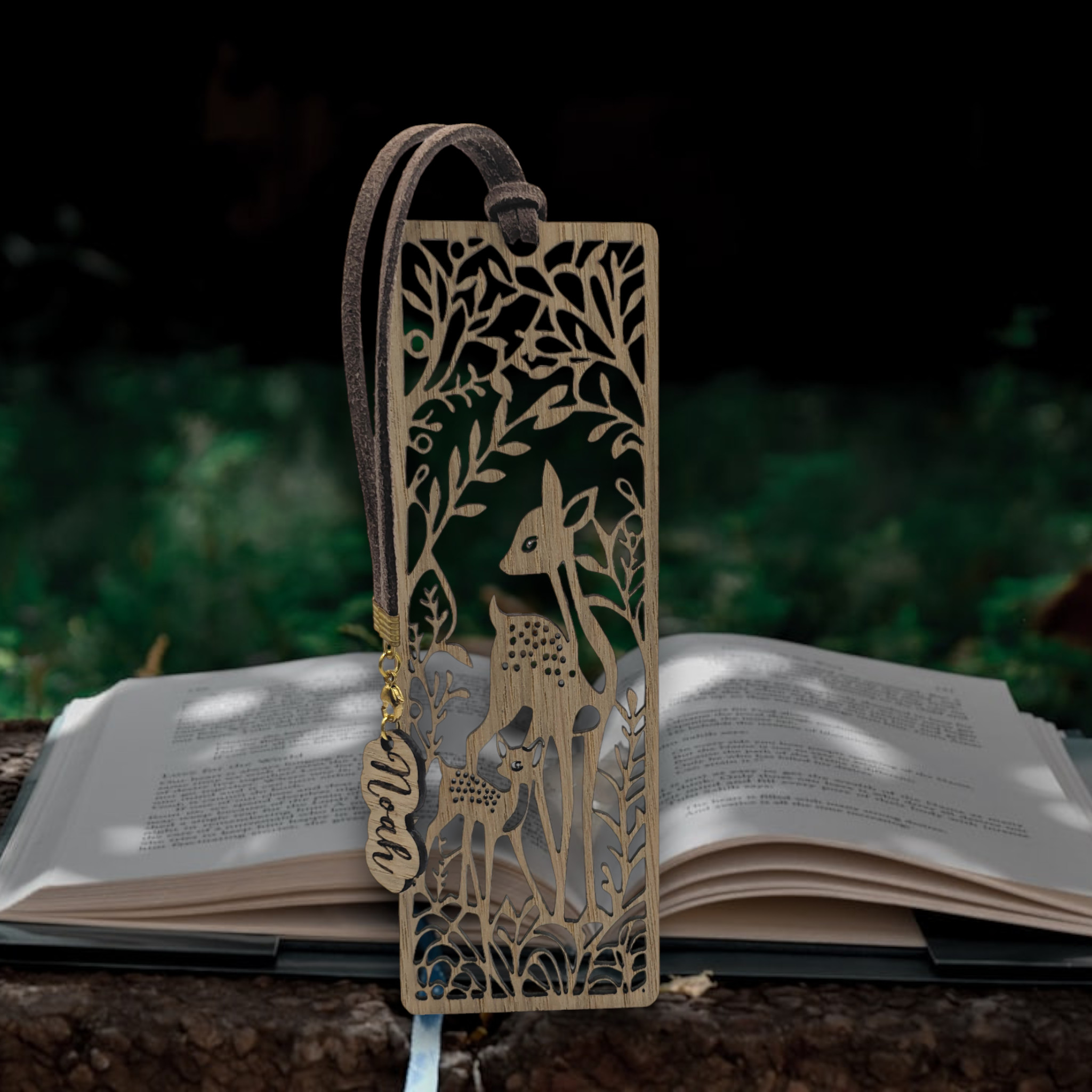Marque-page en bois Biche et Faon
