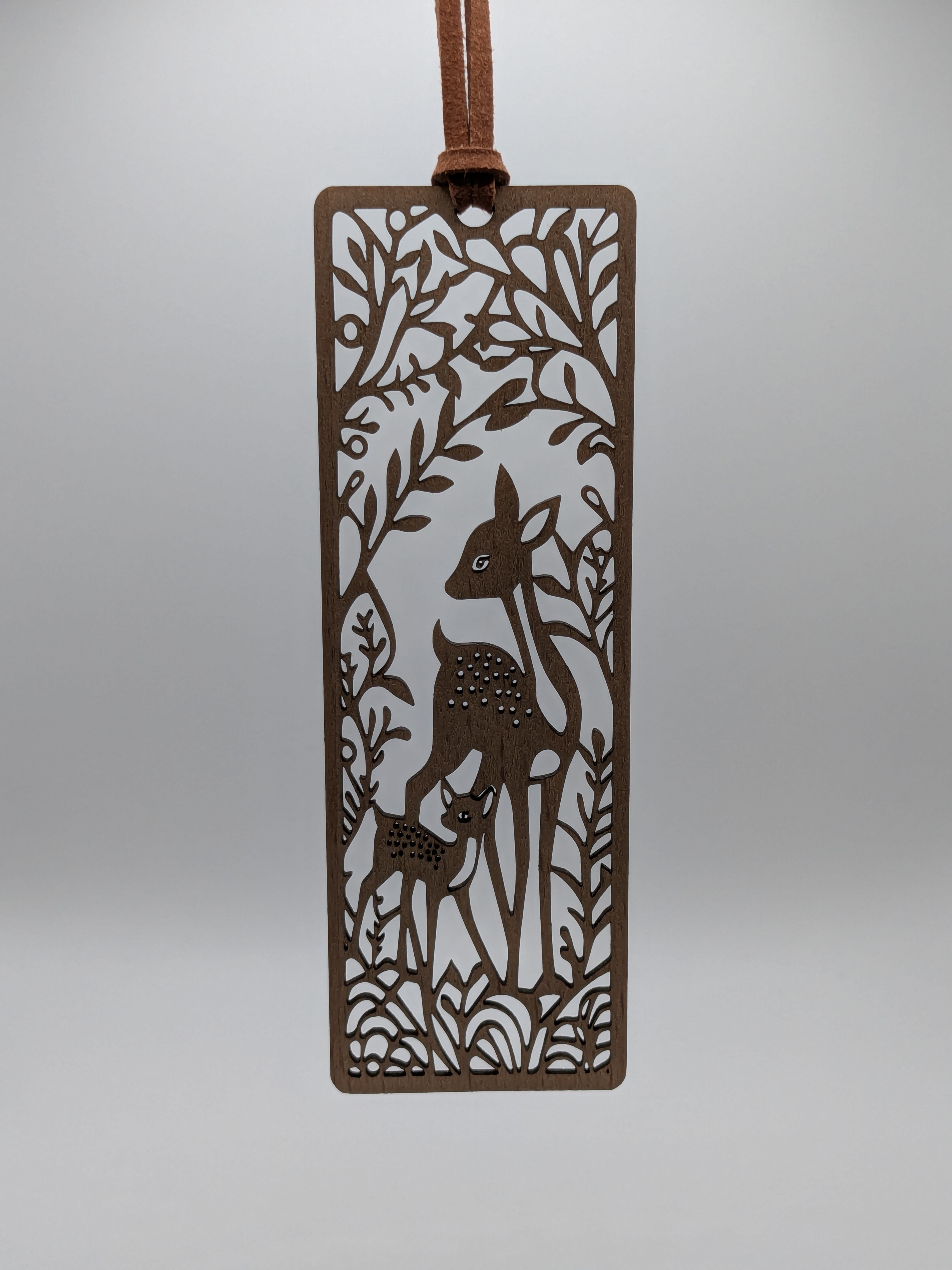 Marque-page en bois Biche et Faon